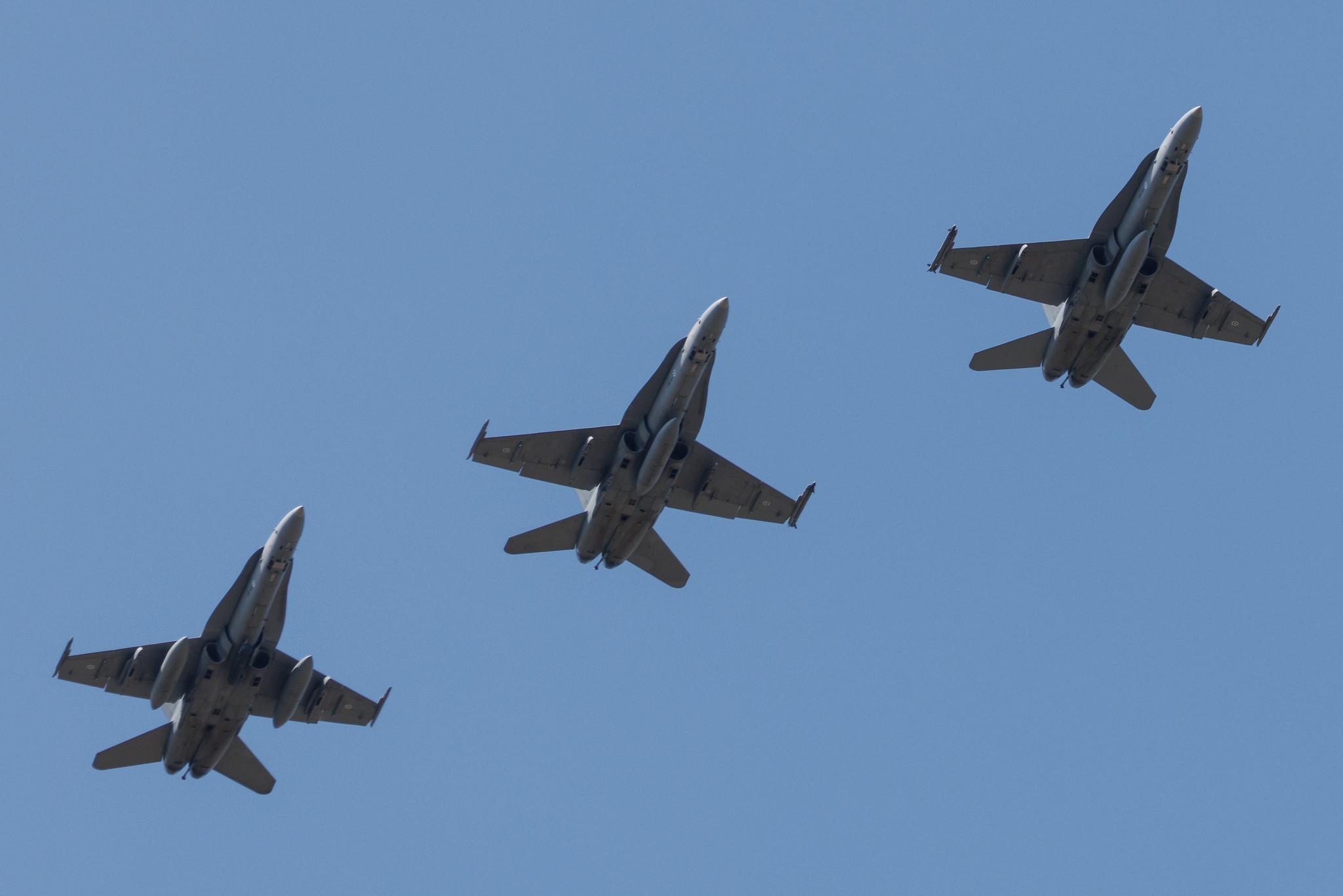 Fliegerhorst Hohn: Finland - Air Force | McDonnell Douglas F/A-18 Hornet F18 | HN-433 | MSN 1439/FNC033