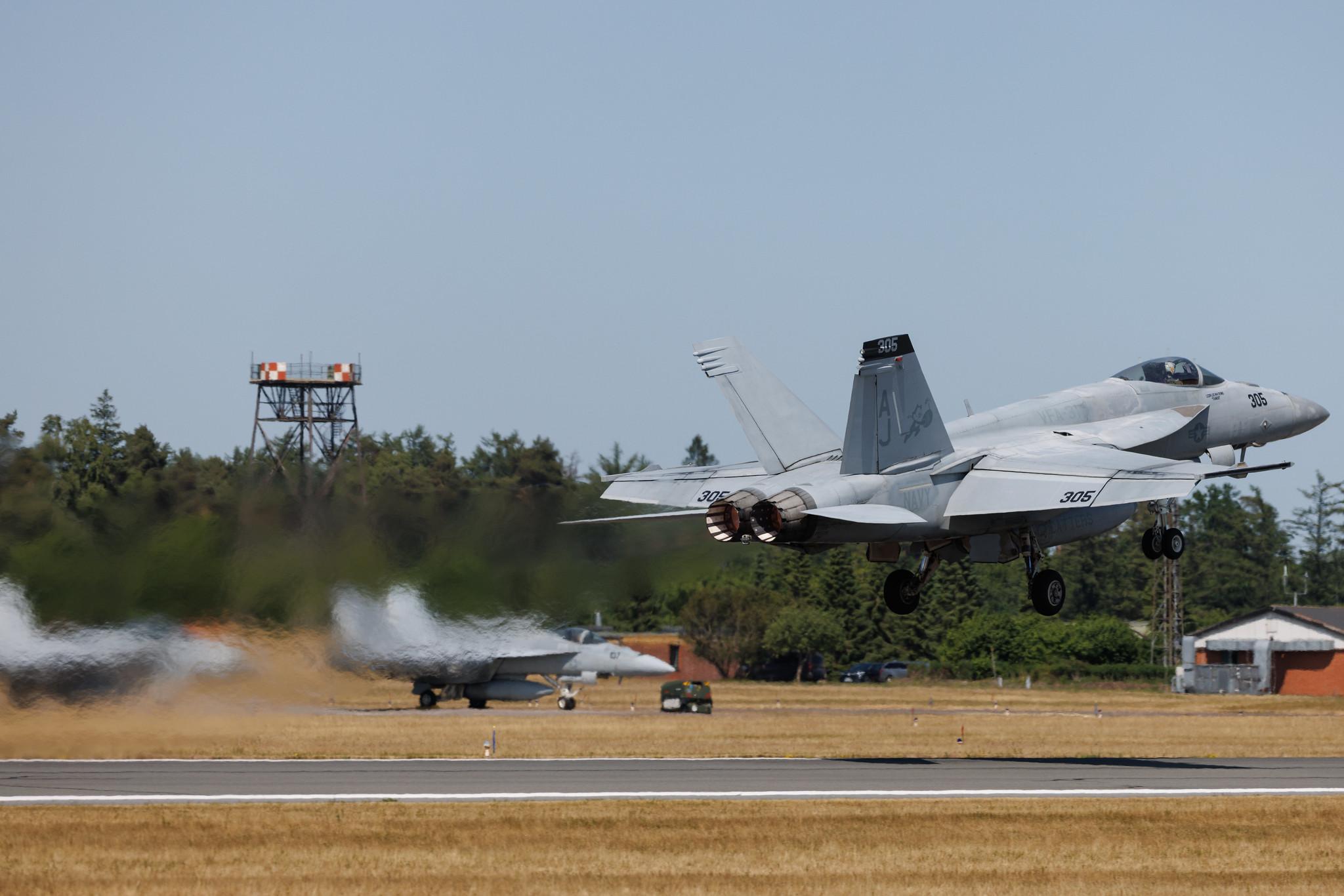 Fliegerhorst Hohn: United States - US Navy (USN) | Boeing F/A-18E Super Hornet F18 | 166781 | MSN E127