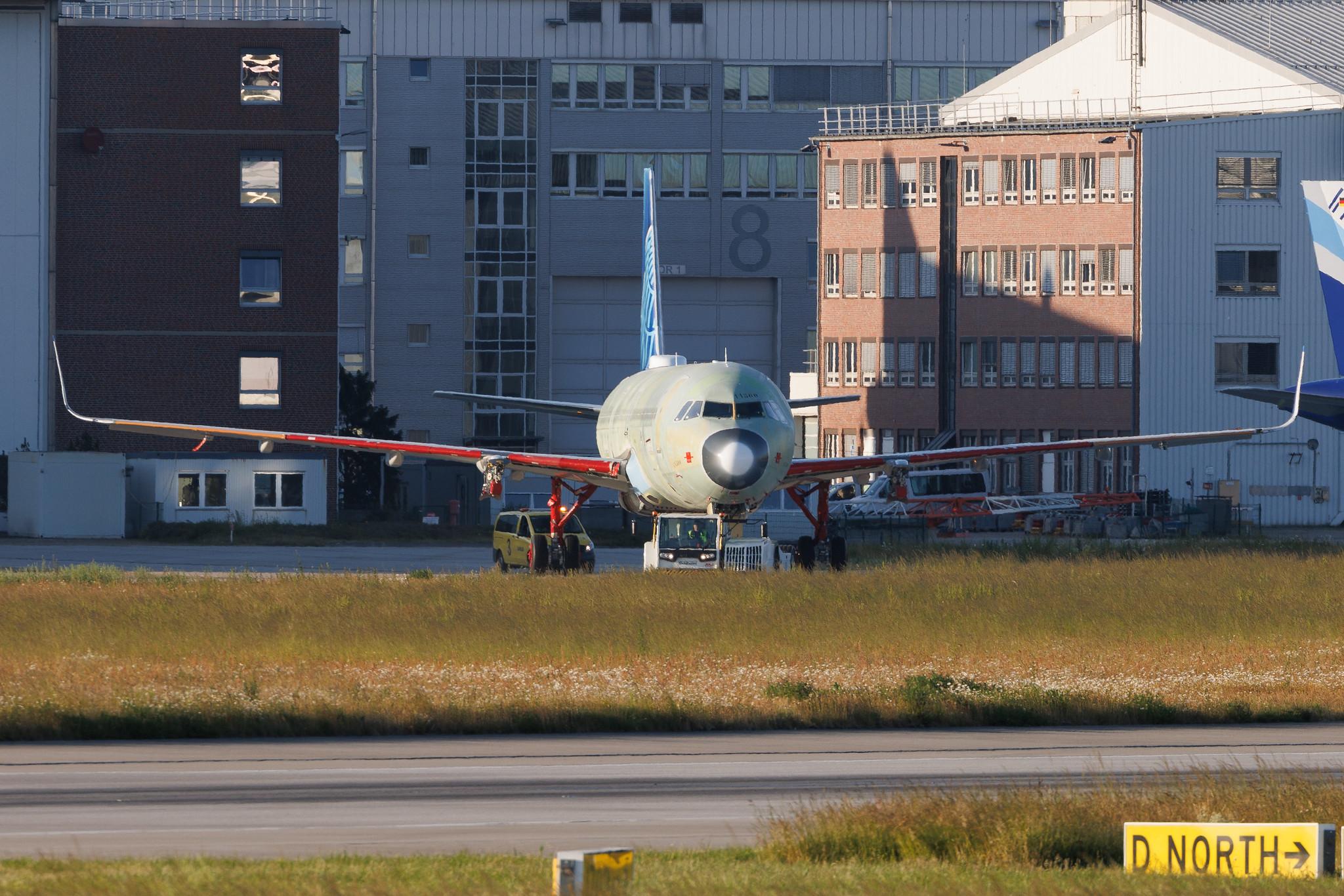 Hamburg Finkenwerder: United Airlines (UA / UAL) | Airbus A321-271NX A21N | D-AXXH | N44501 | MSN 11500