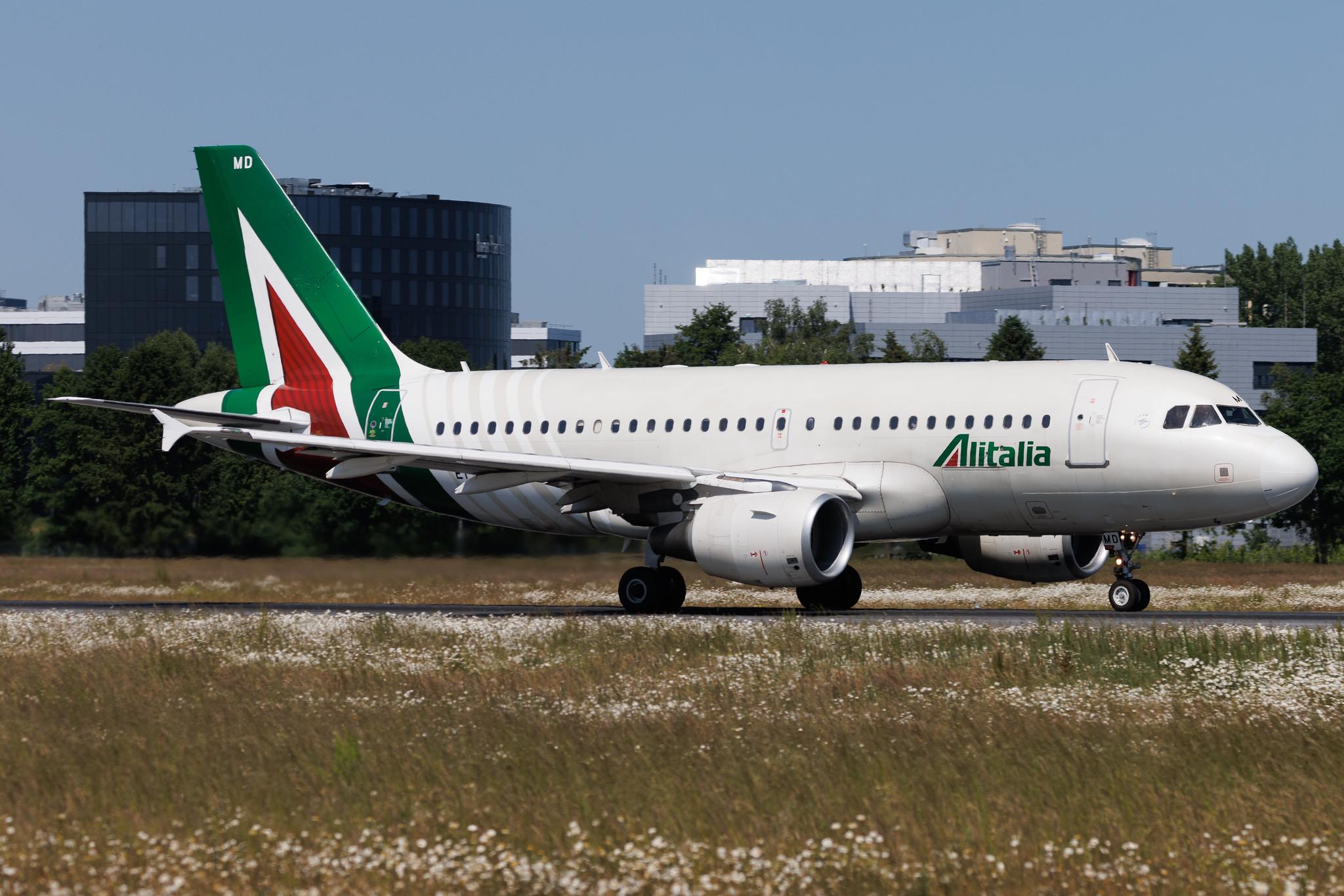 Hamburg Airport: ITA Airways (AZ / ITY) |  Airbus A319-112 A319 | EI-IMD | MSN 02074