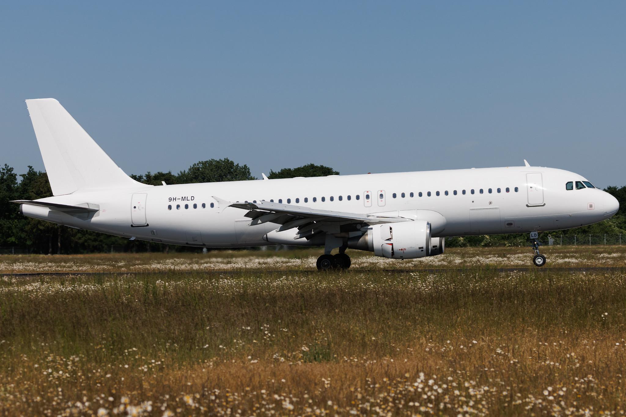 Hamburg Airport: Air Malta (KM / AMC) | Operator: Avion Express Malta | Airbus A320-214 A320 | 9H-MLD | MSN 03601