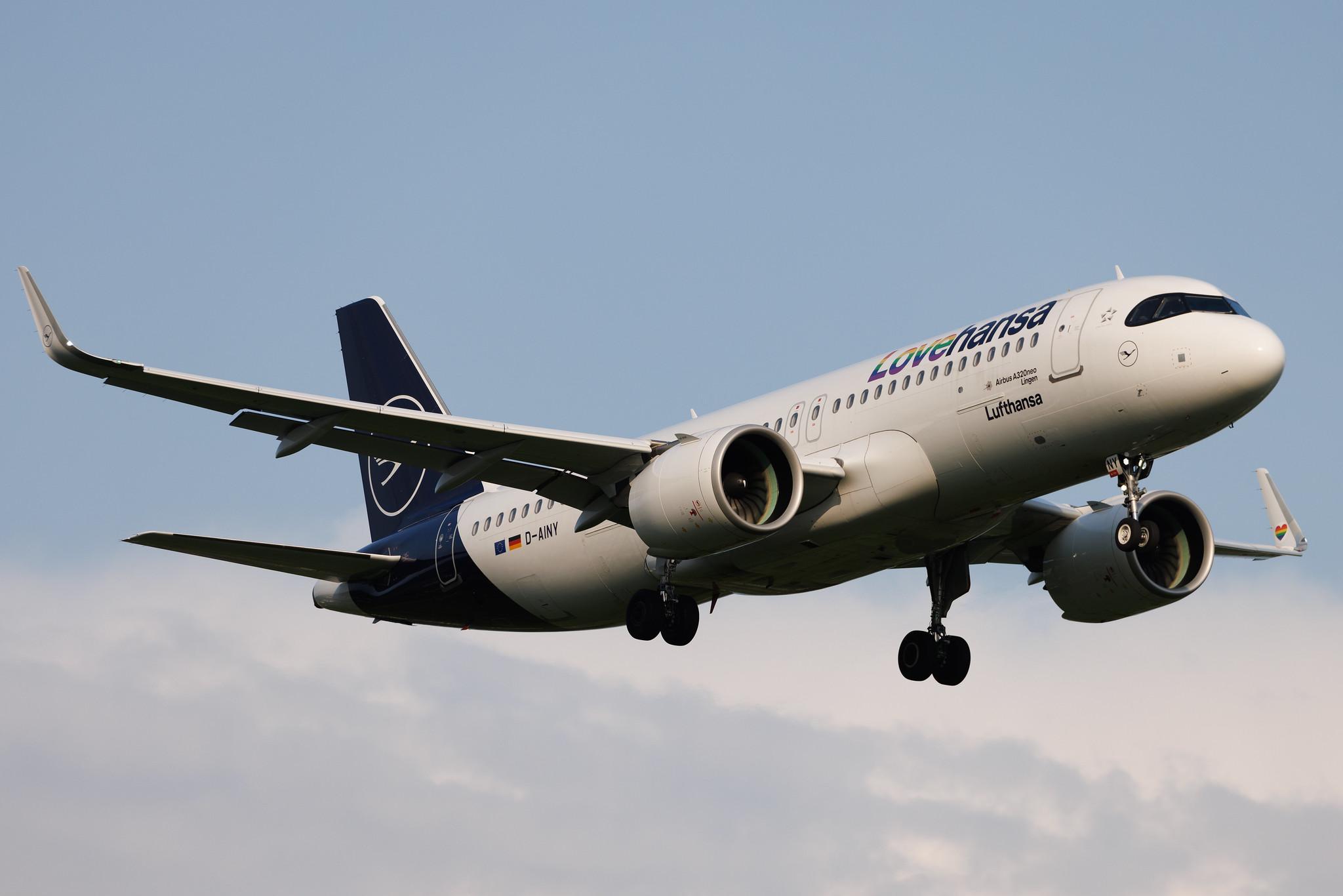 Hamburg Airport: Lufthansa (LH / DLH) | Livery: Lovehansa Livery | Airbus A320-271N A20N | D-AINY | MSN 9453