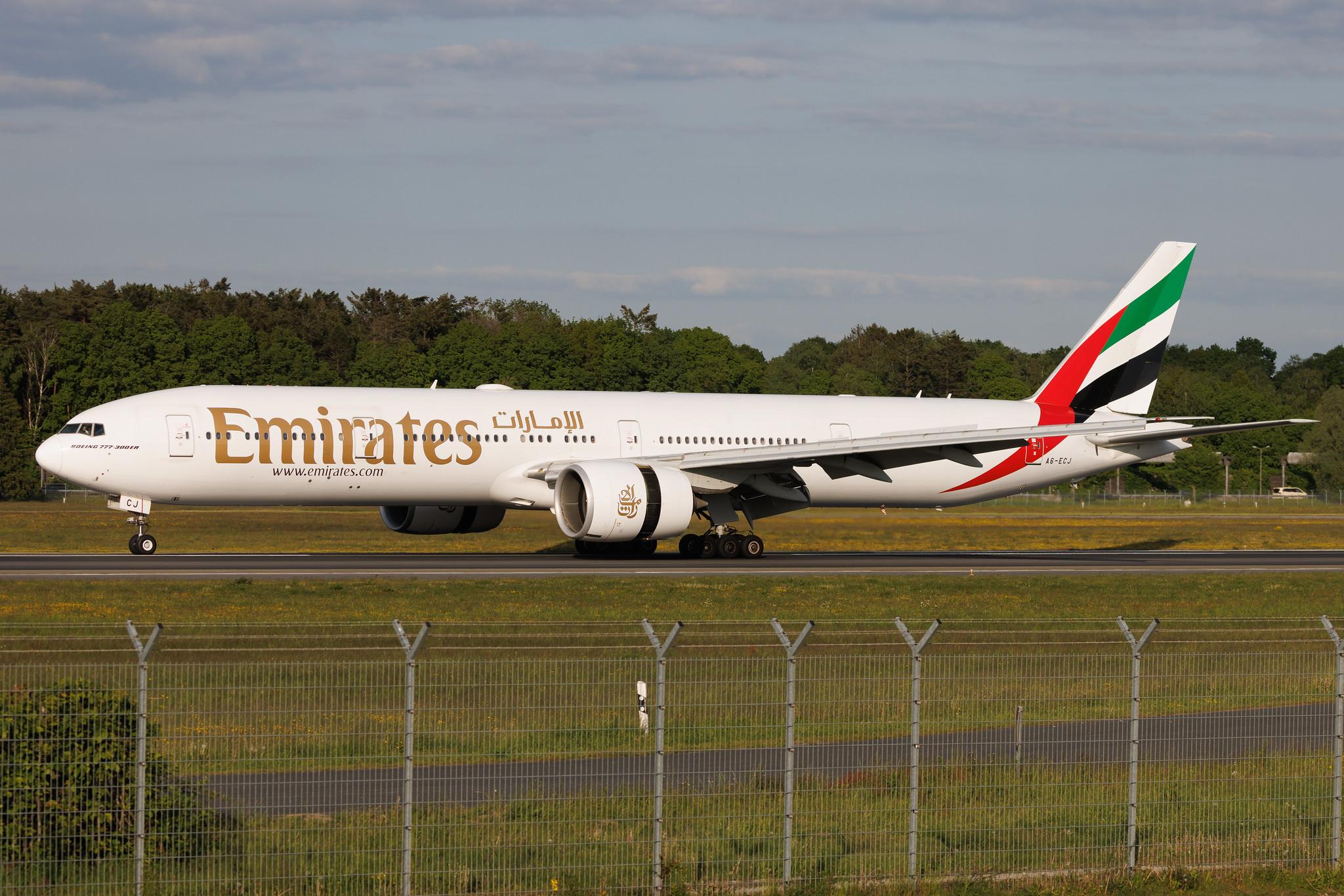 Hamburg Airport: Emirates (EK / UAE) | Boeing 777-31H(ER) B77W | A6-ECJ | MSN 35583