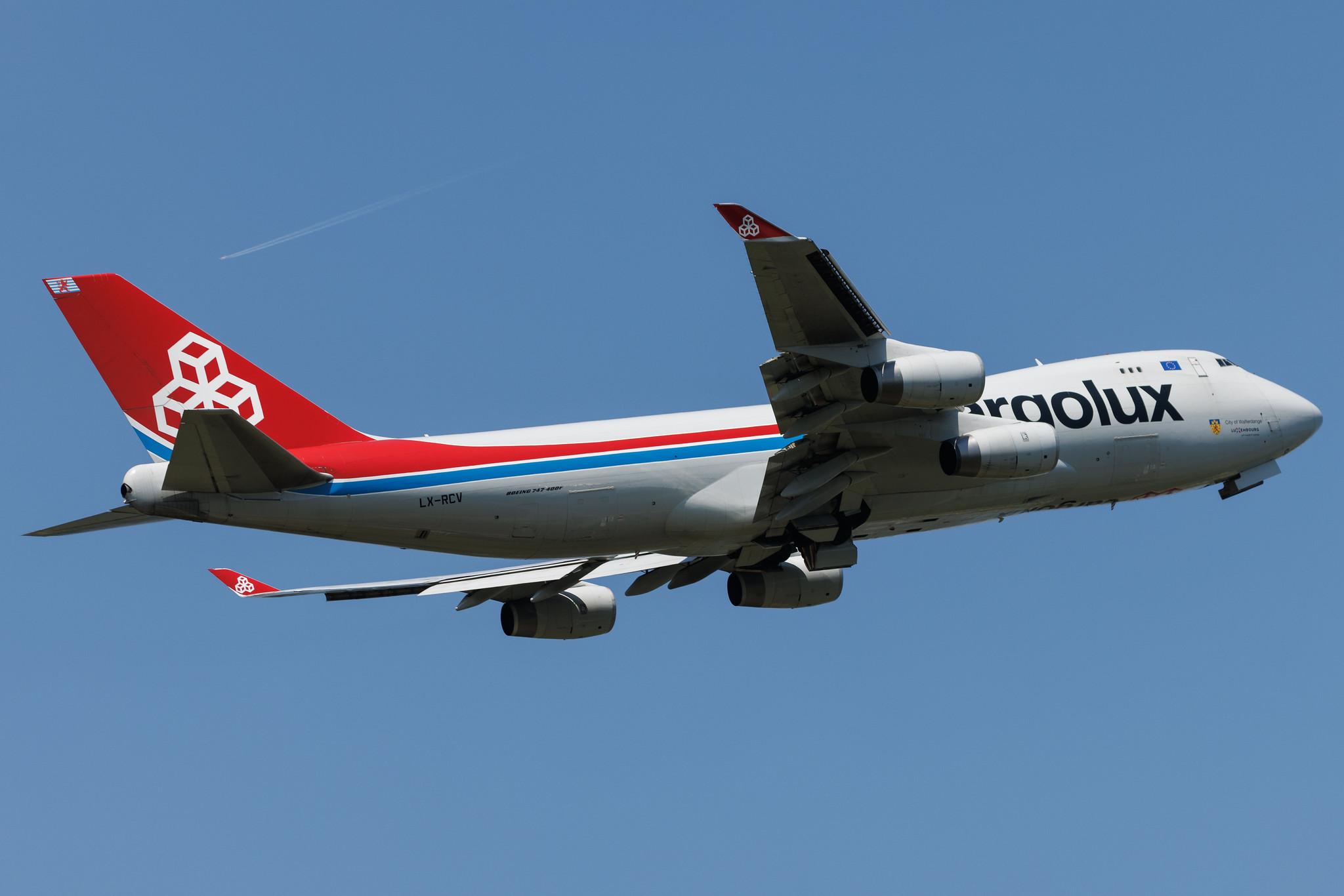 Luxembourg Findel Airport: Cargolux (CV / CLX) | Boeing 747-4R7F B744 | LX-RCV | MSN 30400