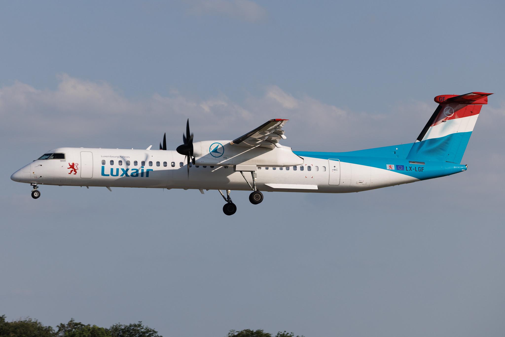 Luxembourg Findel Airport: Luxair (LG / LGL) | De Havilland Canada Dash 8-400 DH8D | LX-LGF | MSN 4349