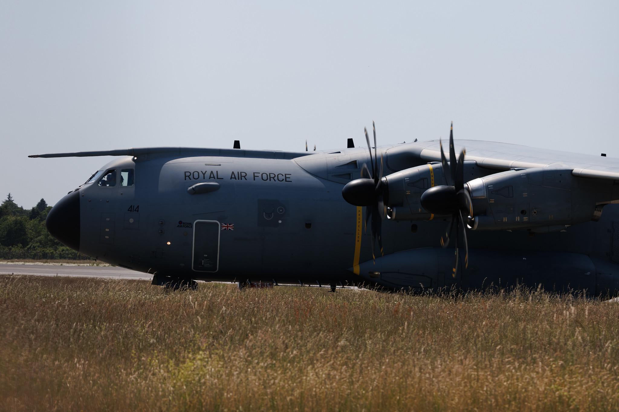 Hamburg Airport: United Kingdom - Royal Air Force (RAF) (/ RRR) | Operator: United Kingdom - Royal Air Force Air Transport | Airbus A400M Atlas A400 | ZM414 | MSN 047
