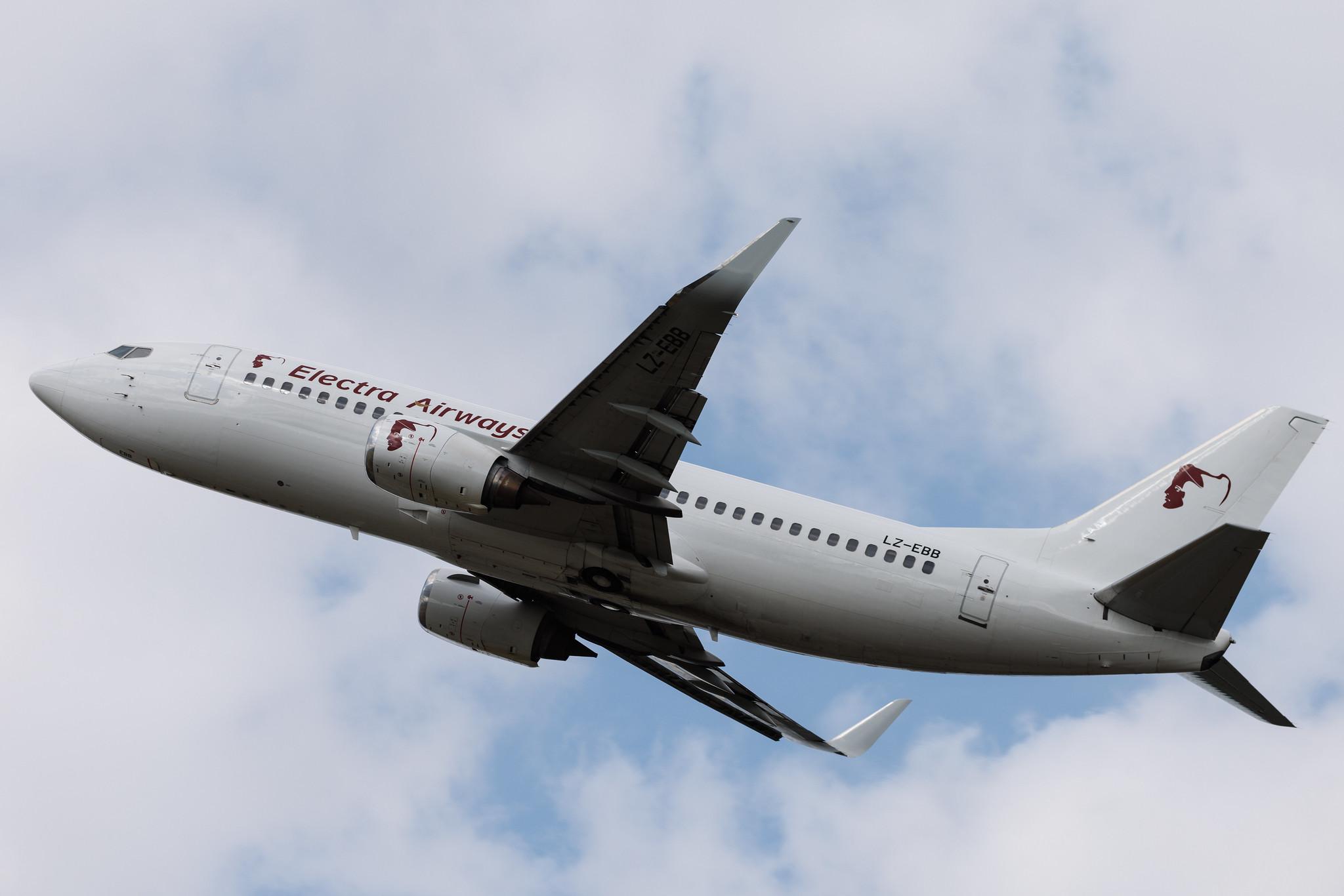Hamburg Airport: Electra Airways (/ EAF) | Boeing 737-3H4 B733 | LZ-EBB | MSN 27955