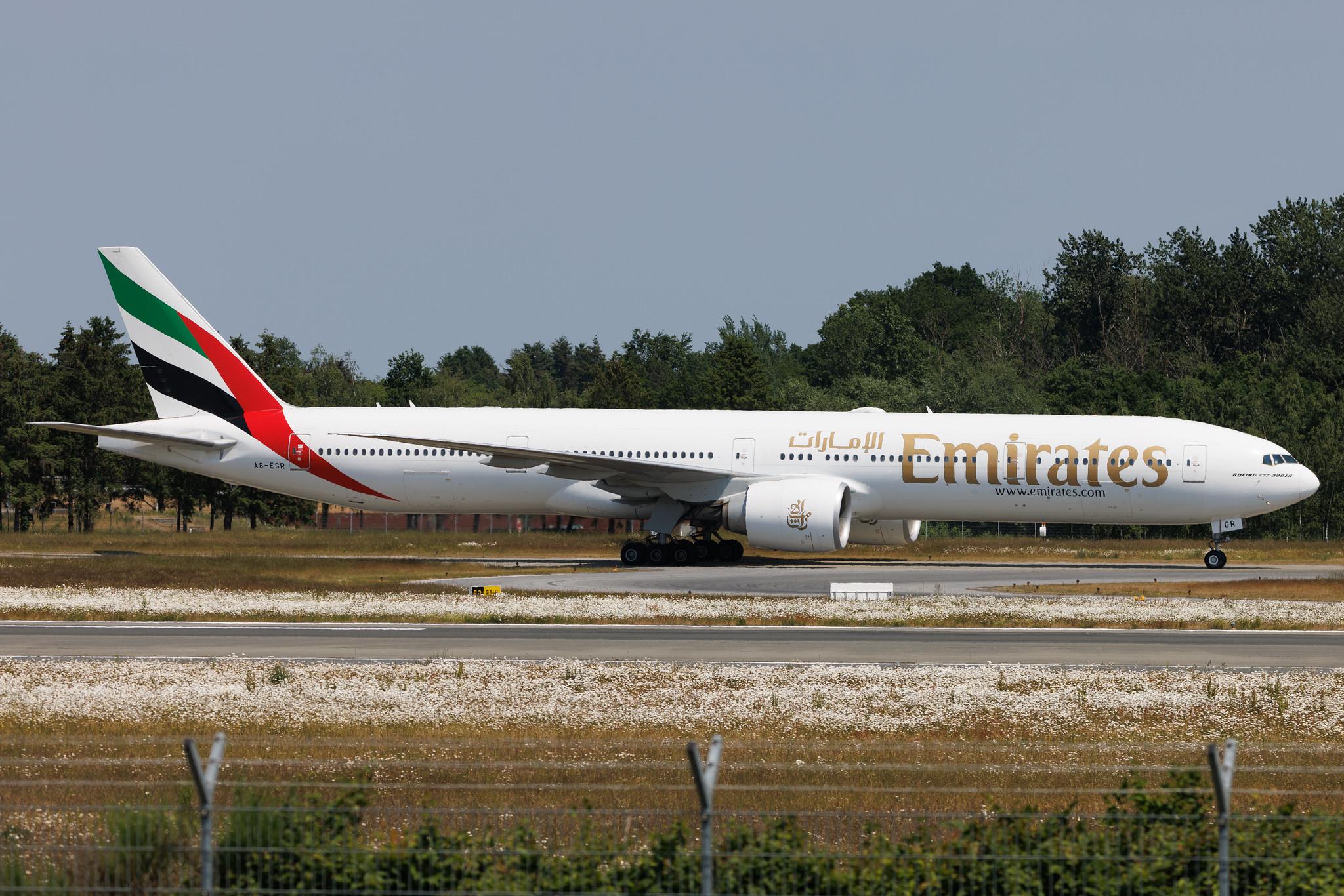Hamburg Airport: Emirates (EK / UAE) | Boeing 777-31H(ER) B77W | A6-EGR | MSN 41077