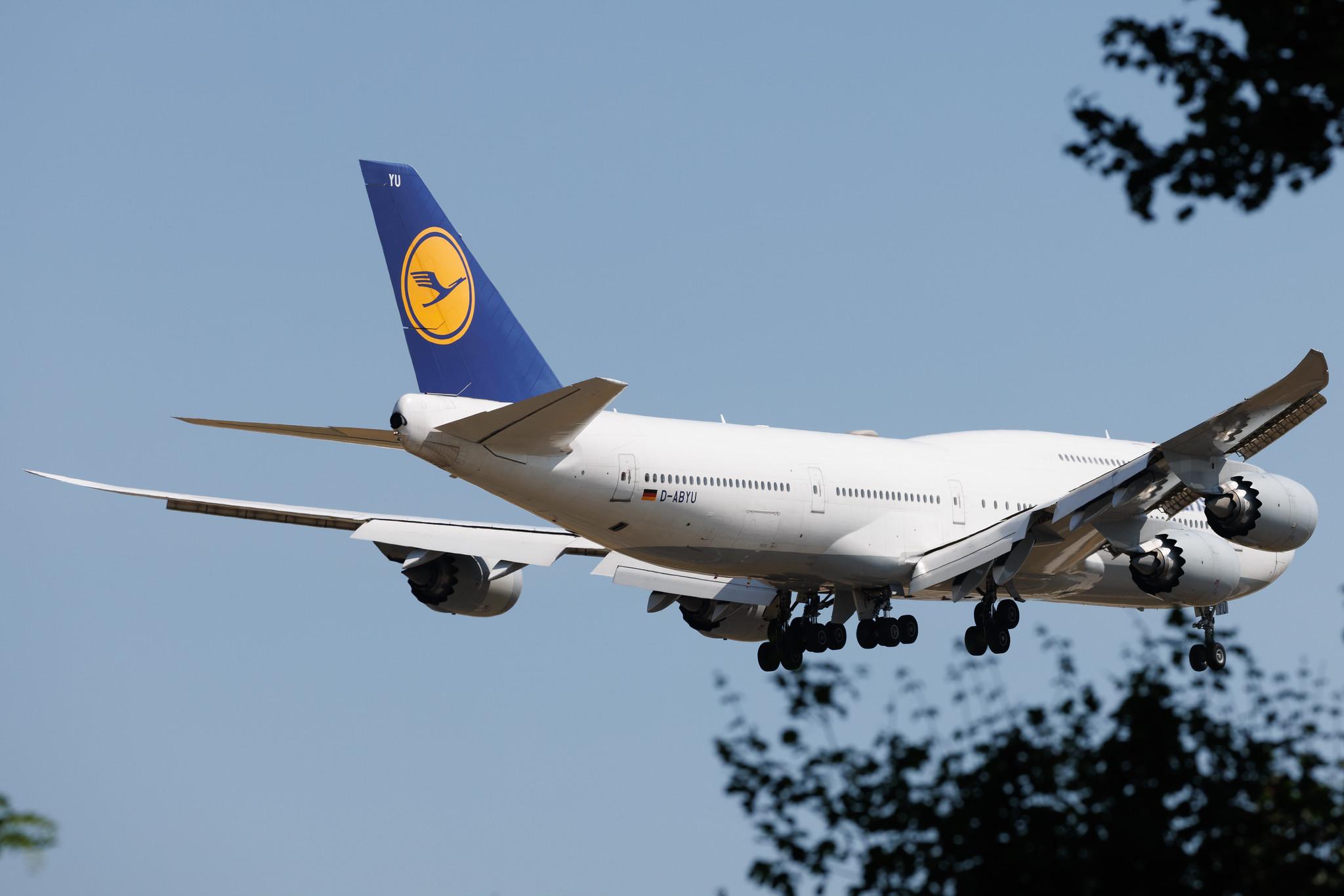 Frankfurt Airport: Lufthansa (LH / DLH) | Boeing 747-830 B748 | D-ABYU | MSN 37845