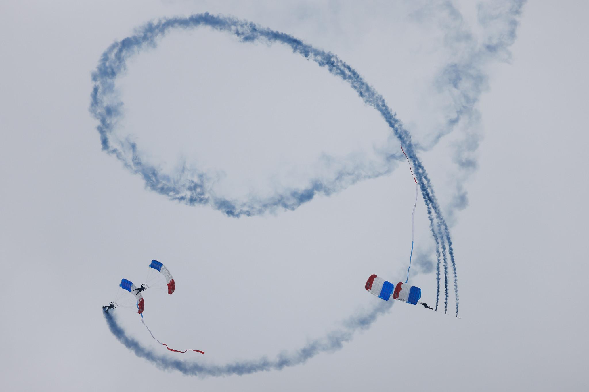 ANTIDOTUM Airshow Leszno: Fallschirmspringer