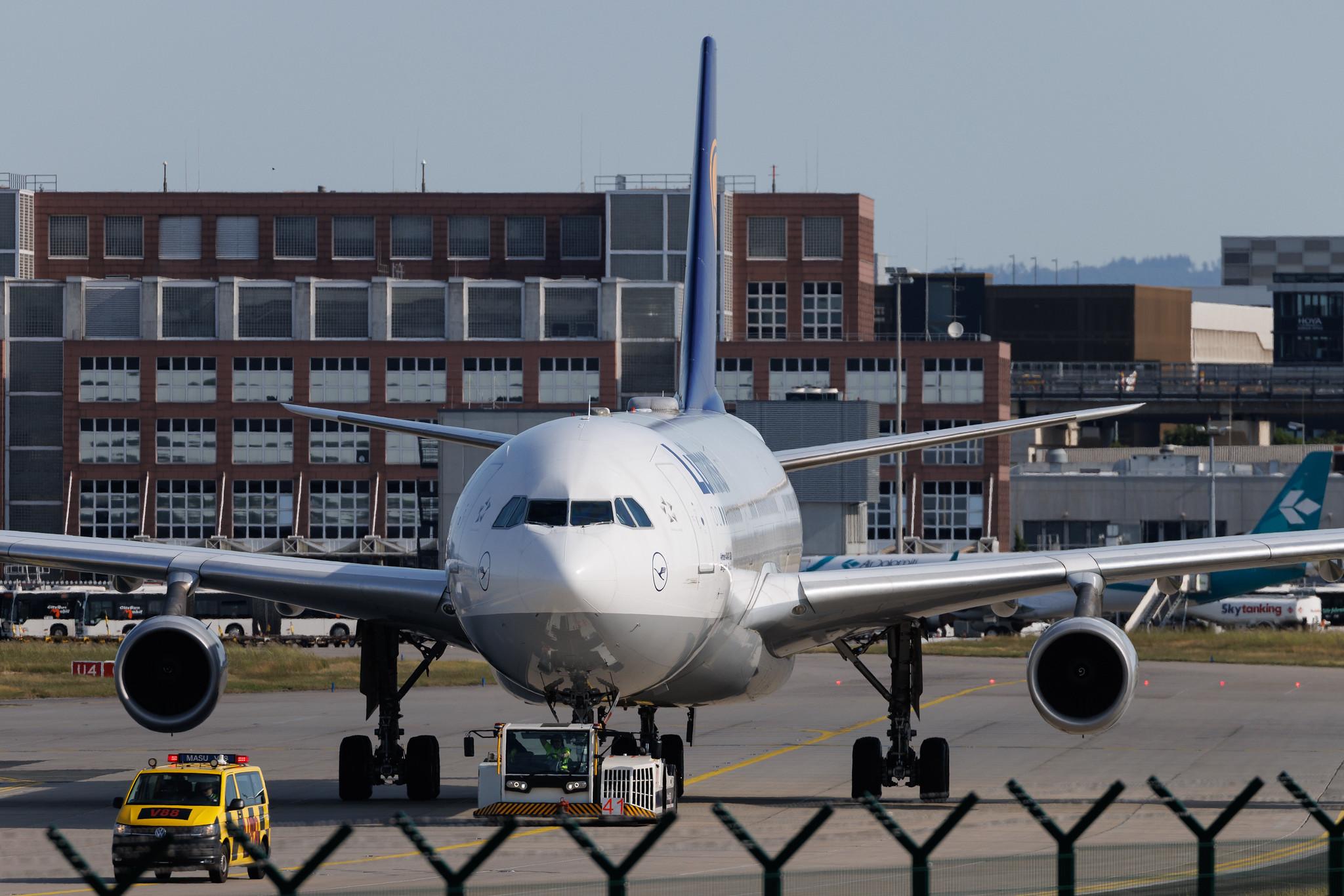 Frankfurt Airport: Lufthansa (LH / DLH) | Airbus A340-313 A343 | D-AIGS | MSN 0297