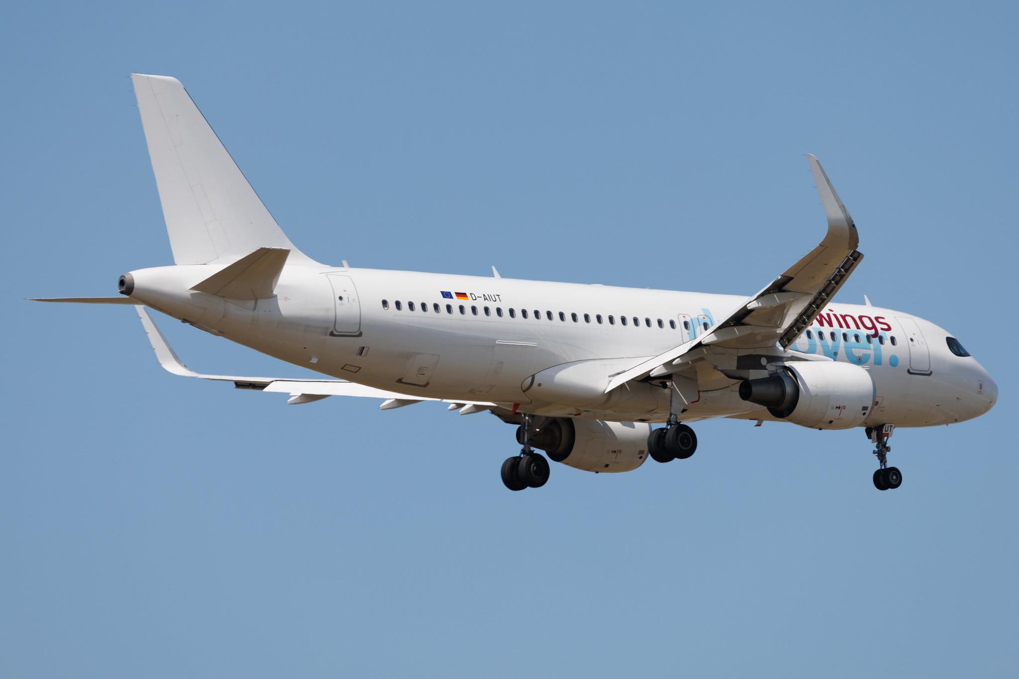 Frankfurt Airport: Eurowings Discover (4Y / OCN) | Airbus A320-214 A320 | D-AIUT | MSN 7115