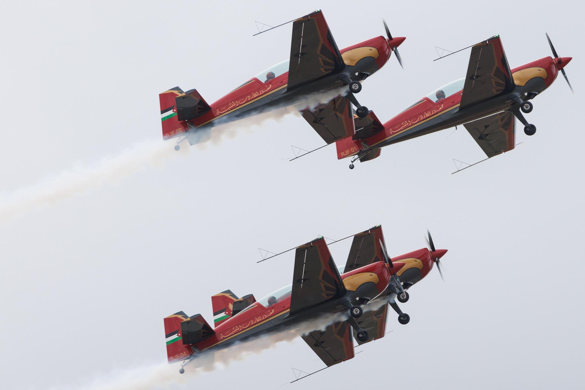 ANTIDOTUM Airshow Leszno: Royal Jordanian Falcons | Extra EA-330LX | RJF01 | MSN LC069