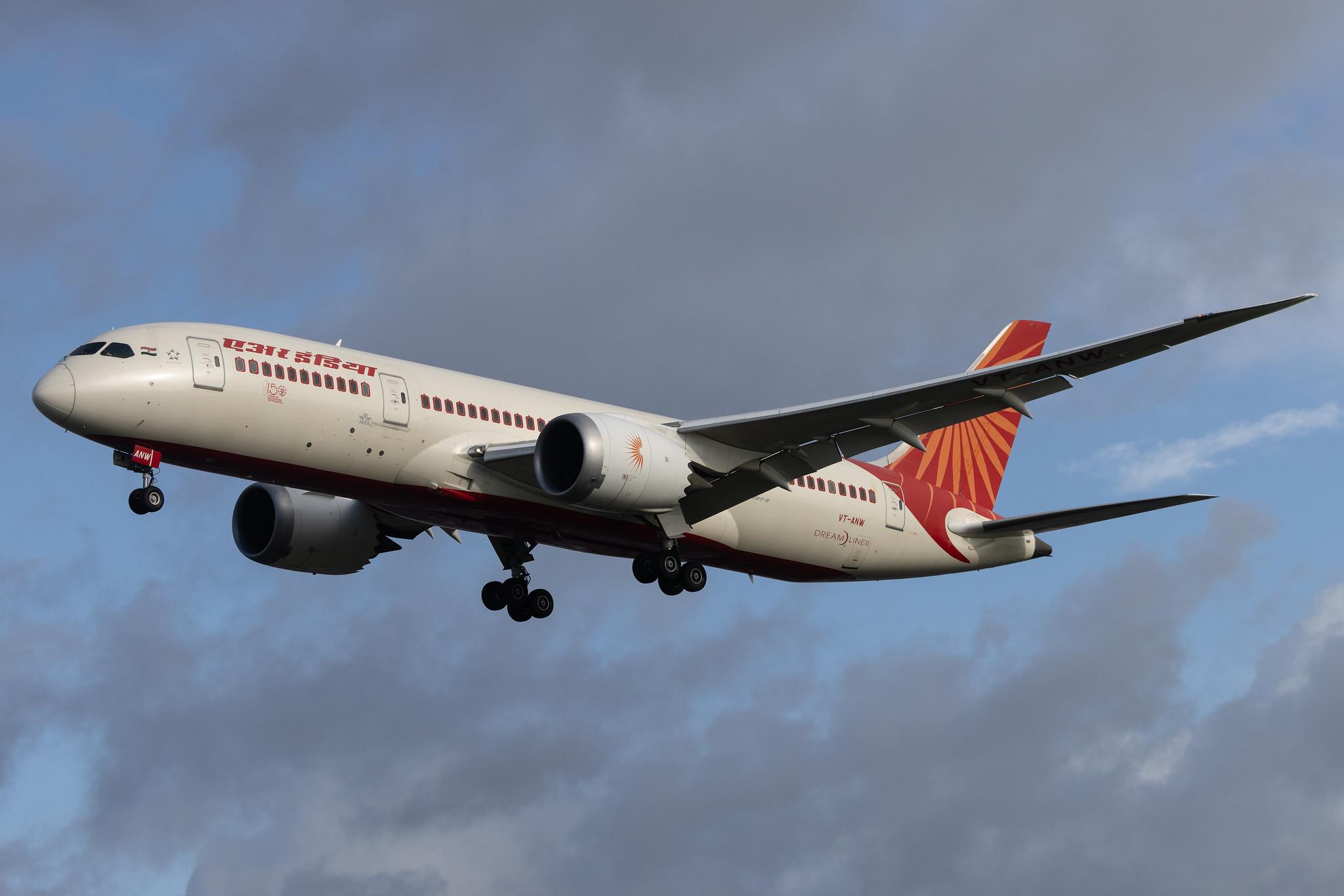 London Heathrow: Air India (AI / AIC) | Boeing 787-8 Dreamliner B788 | VT-ANW | MSN 36294