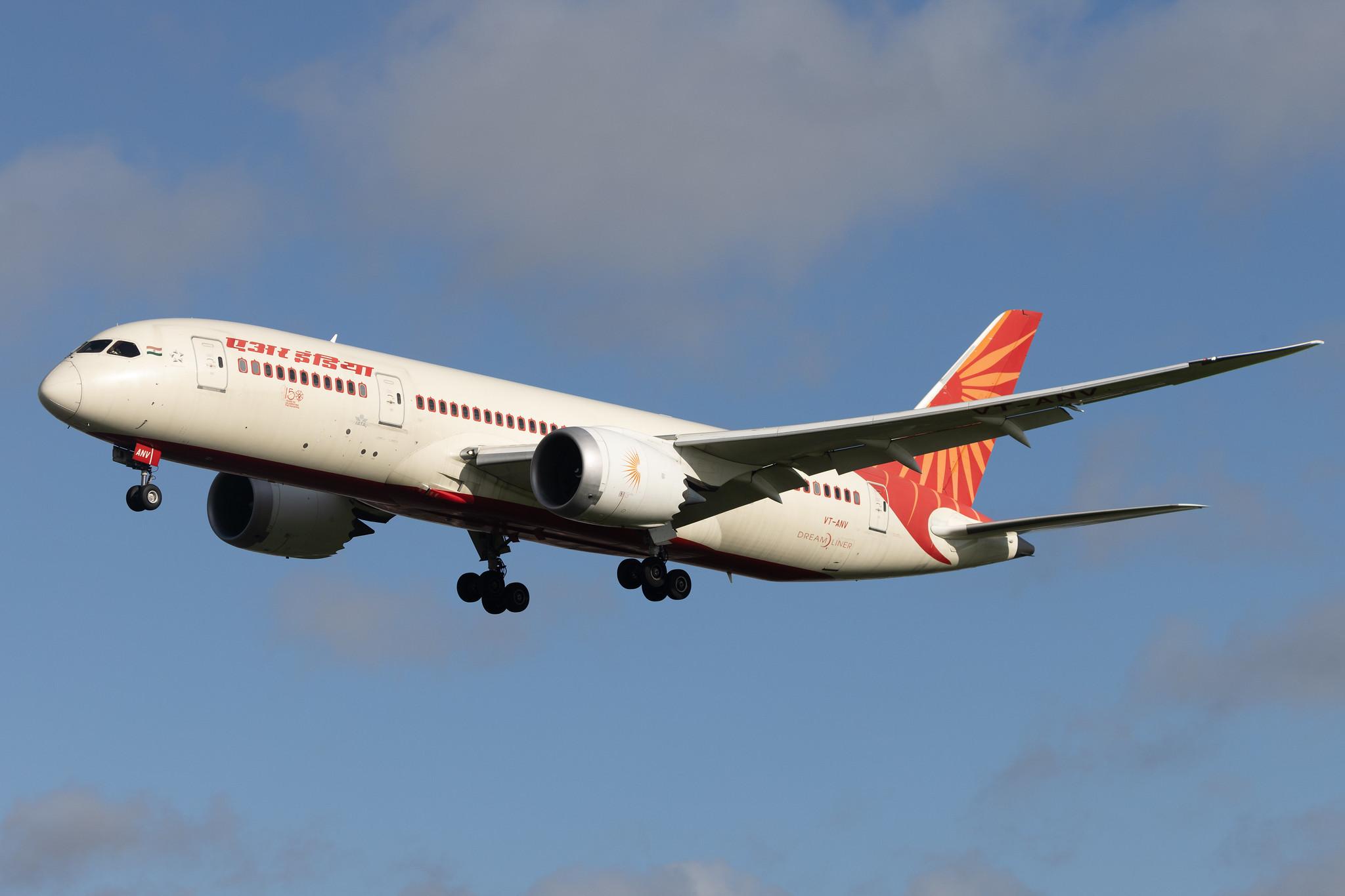 London Heathrow: Air India (AI / AIC) | Boeing 787-8 Dreamliner B788 | VT-ANV | MSN 36293