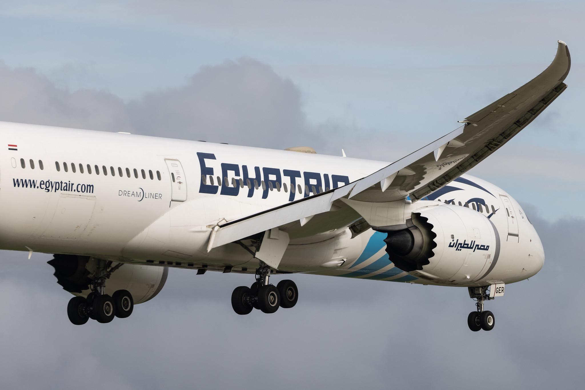 London Heathrow: EgyptAir (MS / MSR) | Boeing 787-9 Dreamliner B789 | SU-GER | MSN 38798