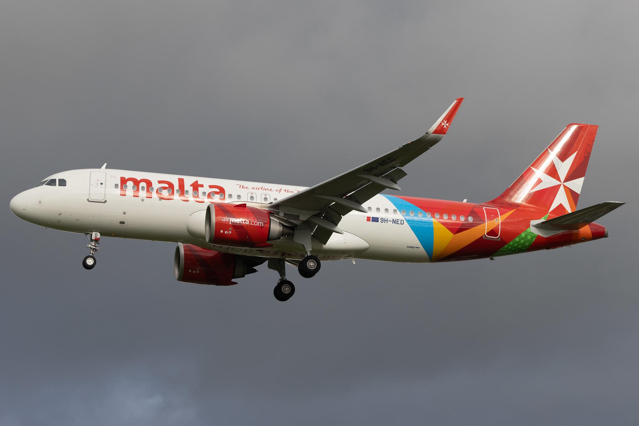 London Heathrow: Air Malta (KM / AMC) | Airbus A320-251N A20N | 9H-NED | MSN 10106