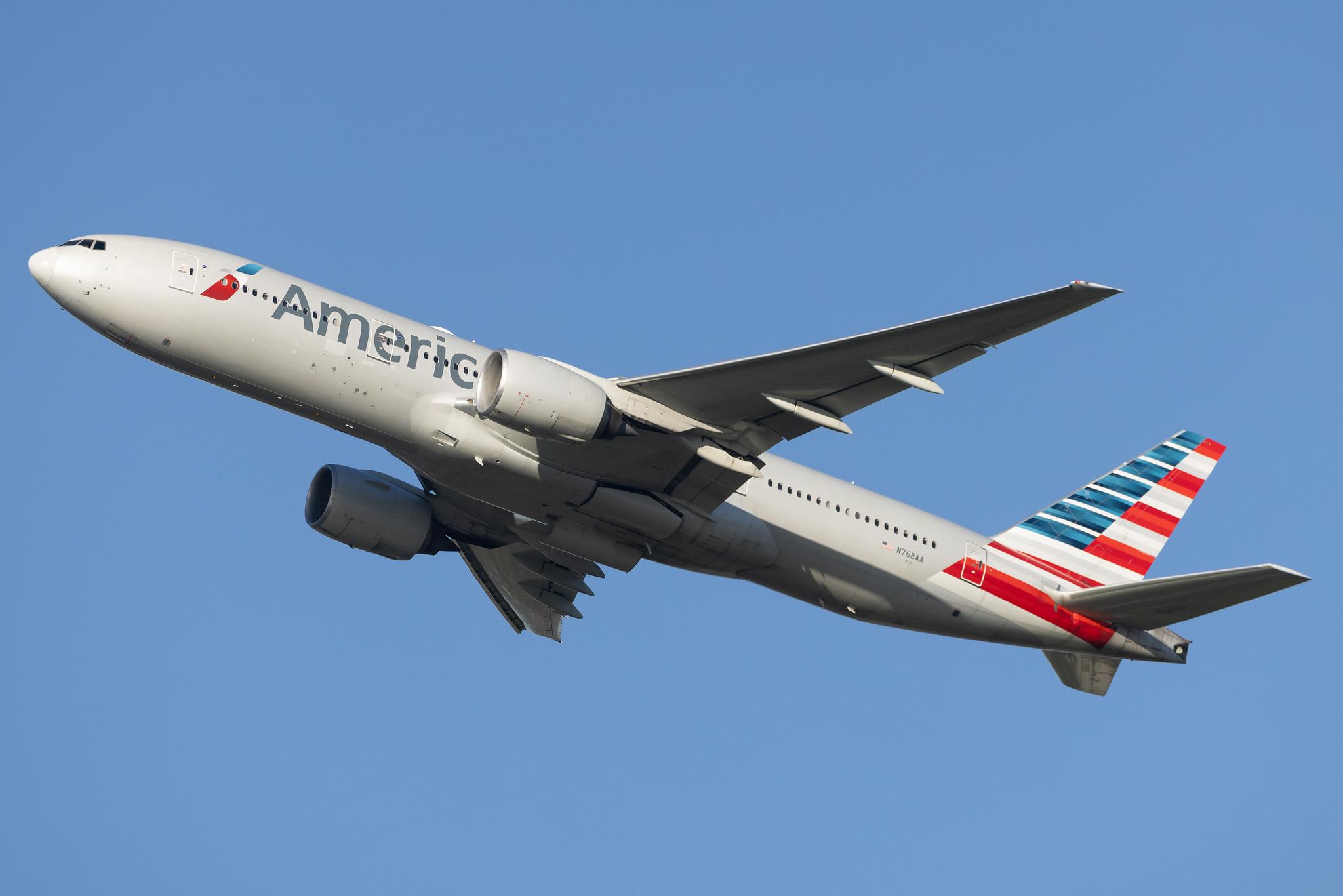 London Heathrow: American Airlines (AA / AAL) | Boeing 777-223(ER) B772 | N768AA | MSN 33540