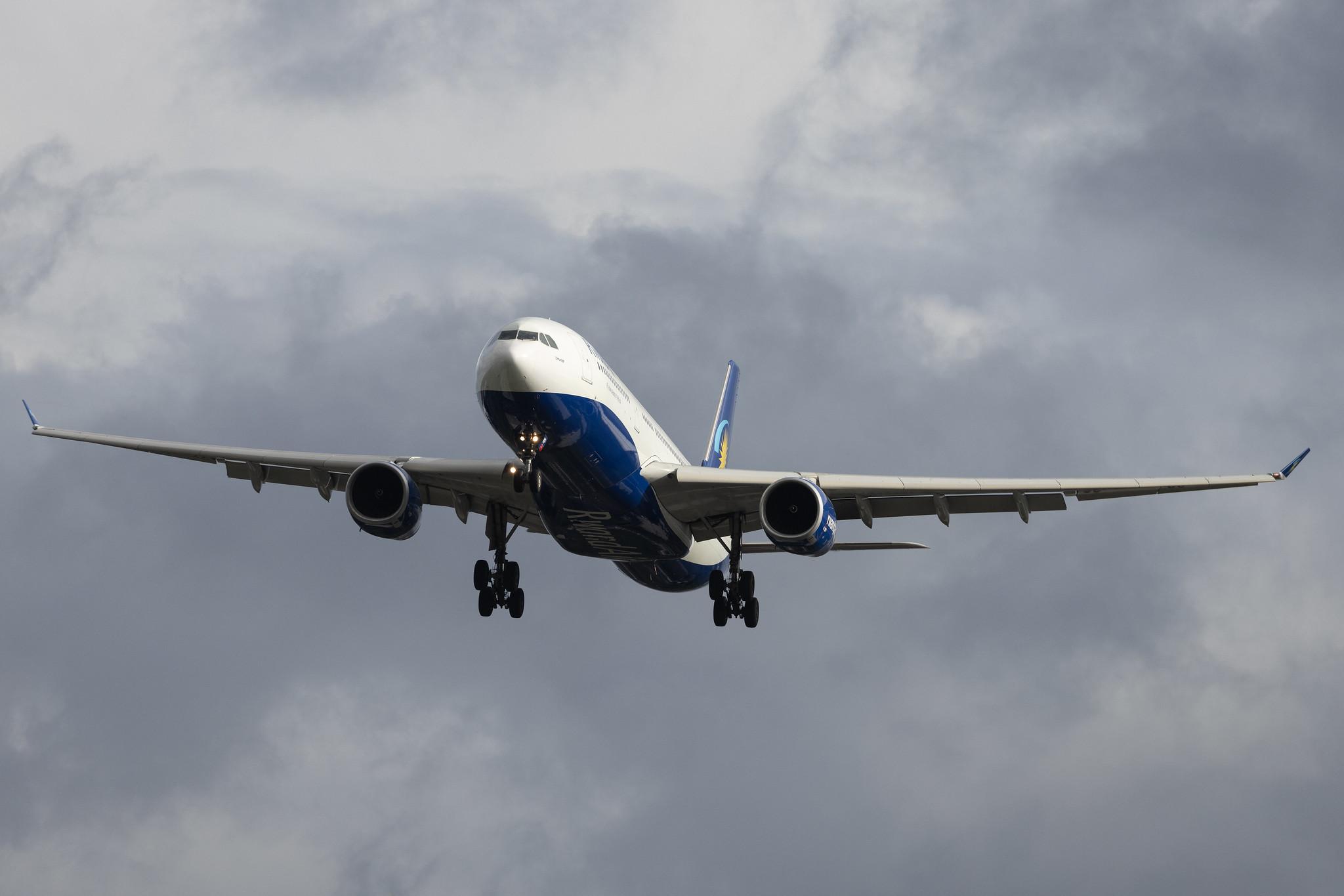 London Heathrow: RwandAir (WB / RWD) | Airbus A330-343 A333 | 9XR-WP | MSN 1759