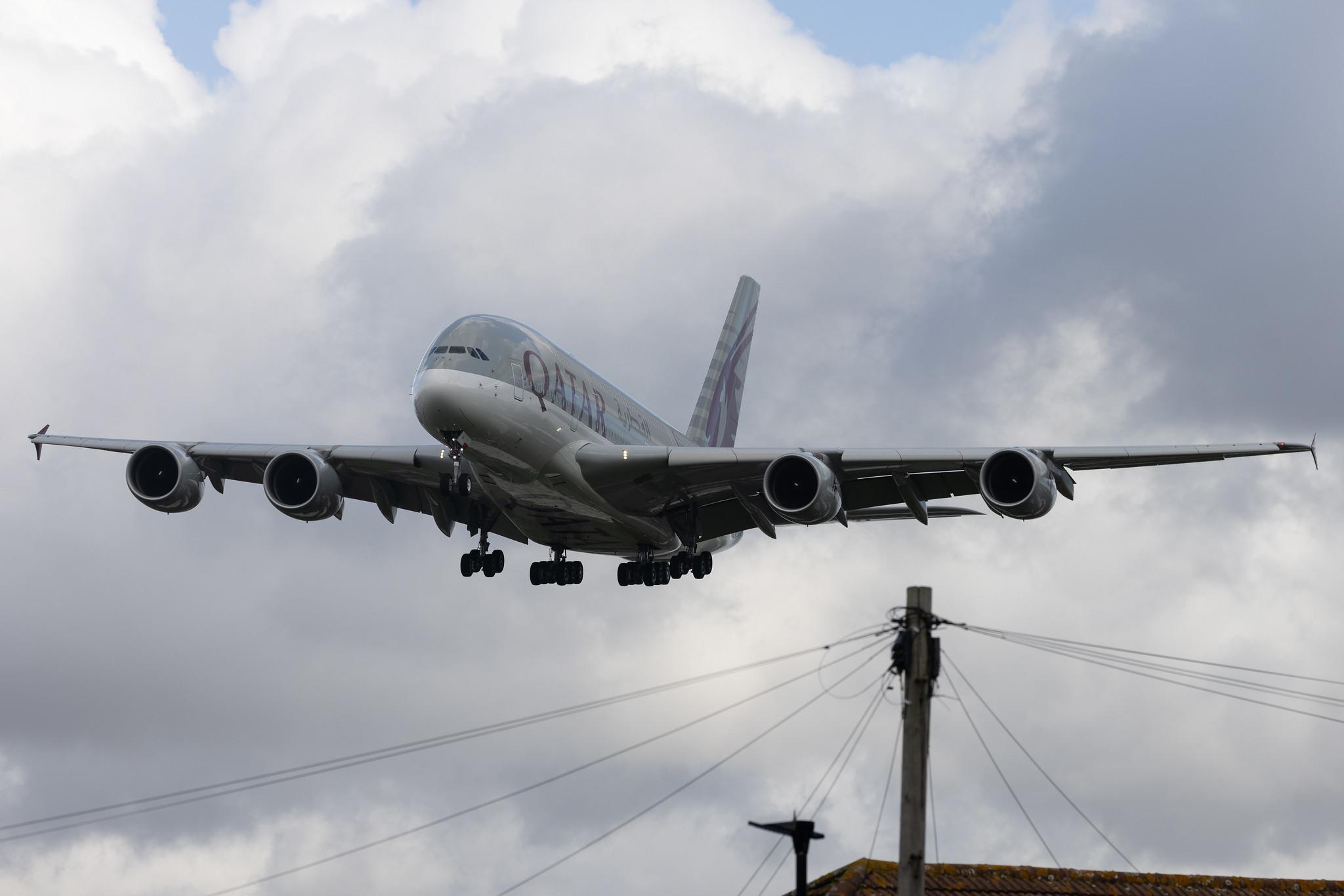 London Heathrow: Qatar Airways (QR / QTR) | Airbus A380-861 A388 | A7-API | MSN 235