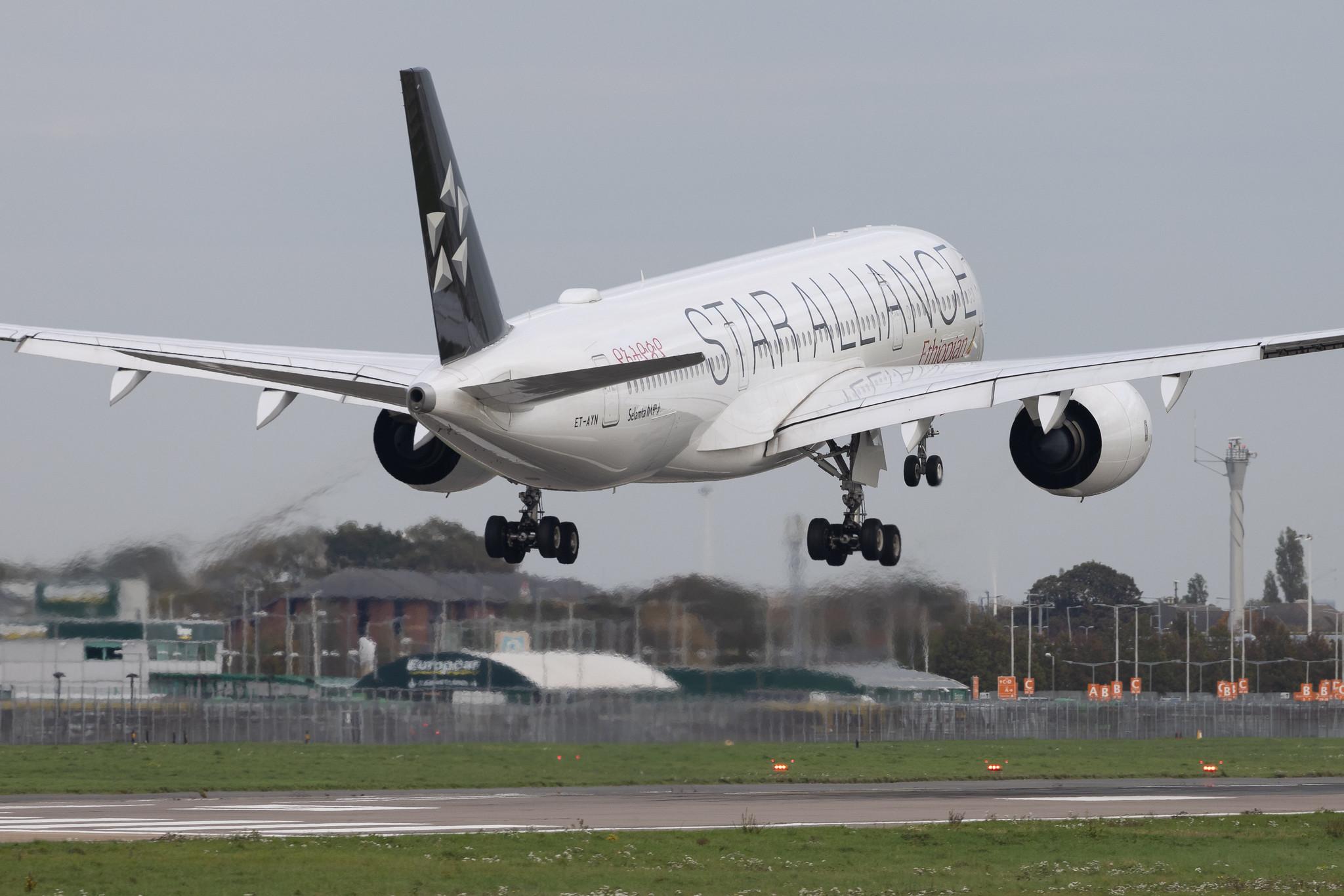 London Heathrow: Ethiopian Airlines (ET / ETH) | Livery: Star Alliance Livery | Airbus A350-941 A359 | ET-AYN | MSN 542