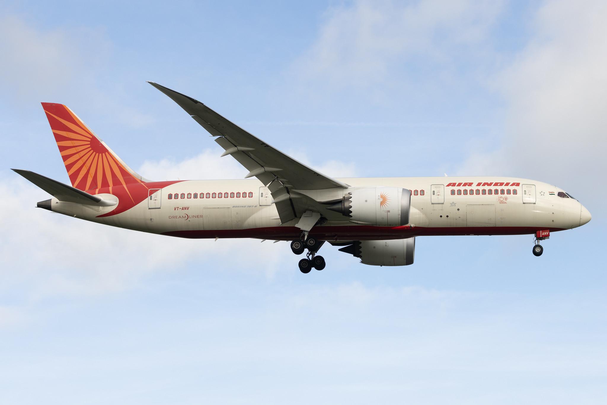 London Heathrow: Air India (AI / AIC) | Boeing 787-8 Dreamliner B788 | VT-ANV | MSN 36293