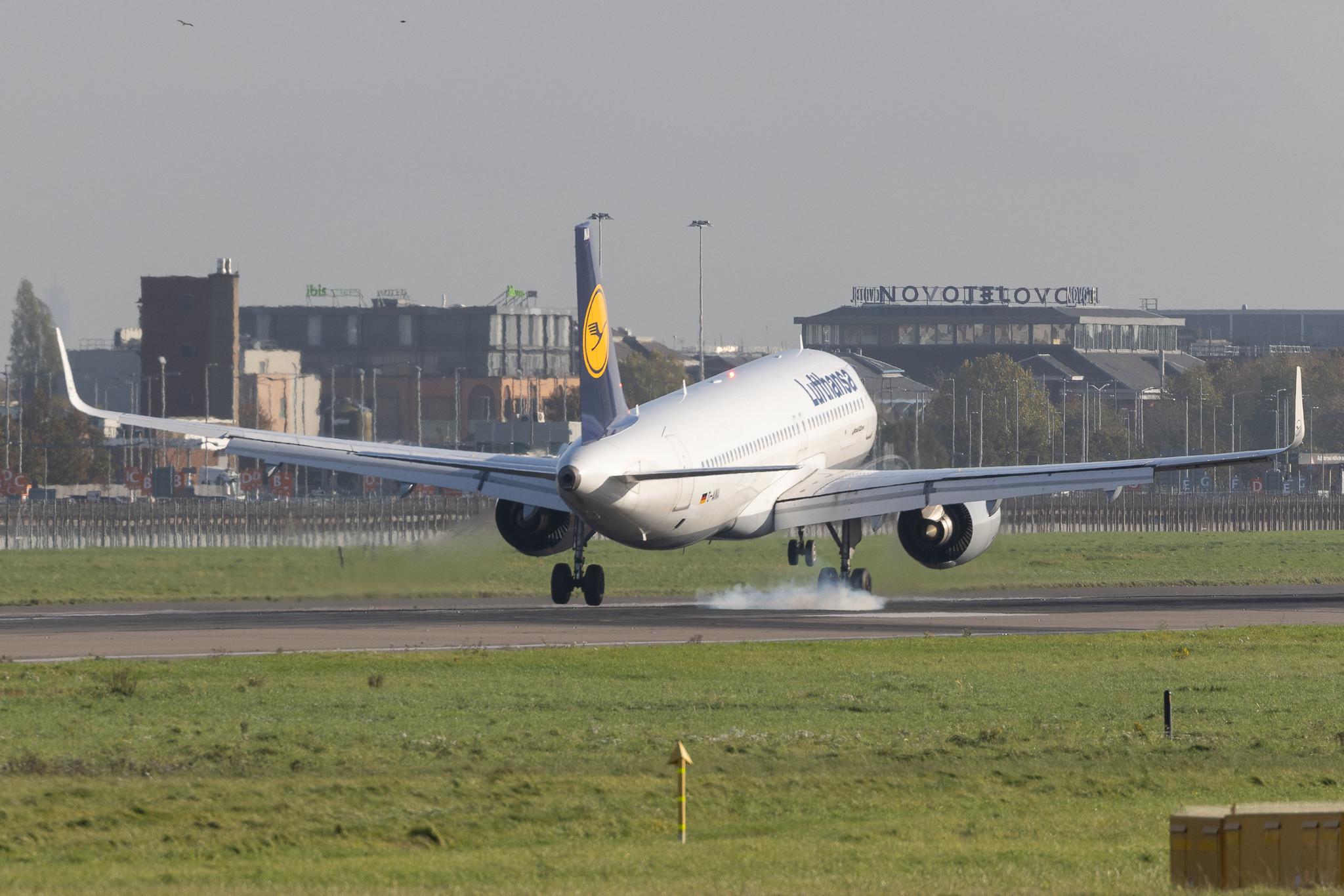 London Heathrow: Lufthansa (LH / DLH) | Airbus A320-271N A20N | D-AINA | MSN 6801