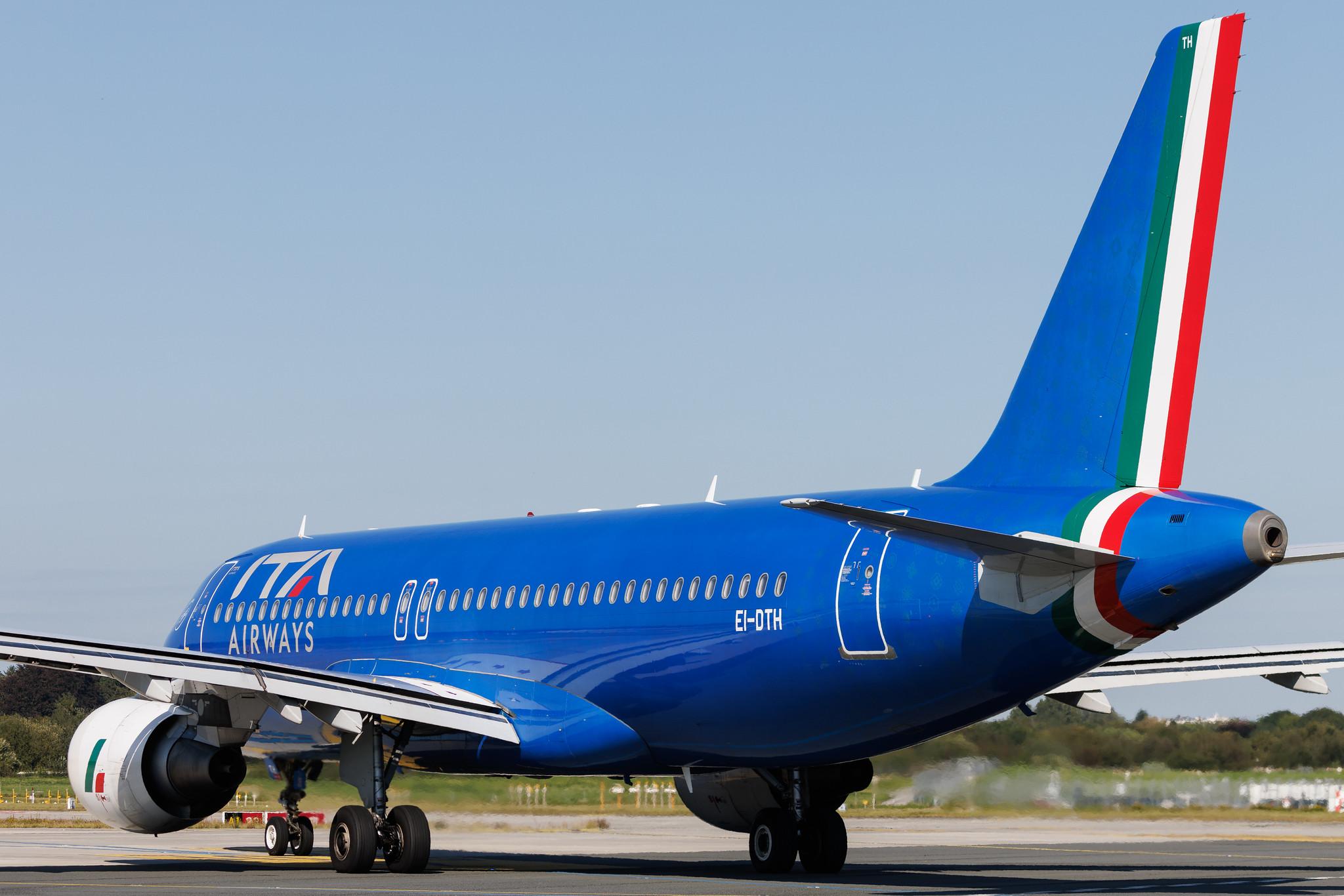 Hamburg Airport: ITA Airways (AZ / ITY) | Airbus A320-216 A320 | EI-DTH | MSN 03956