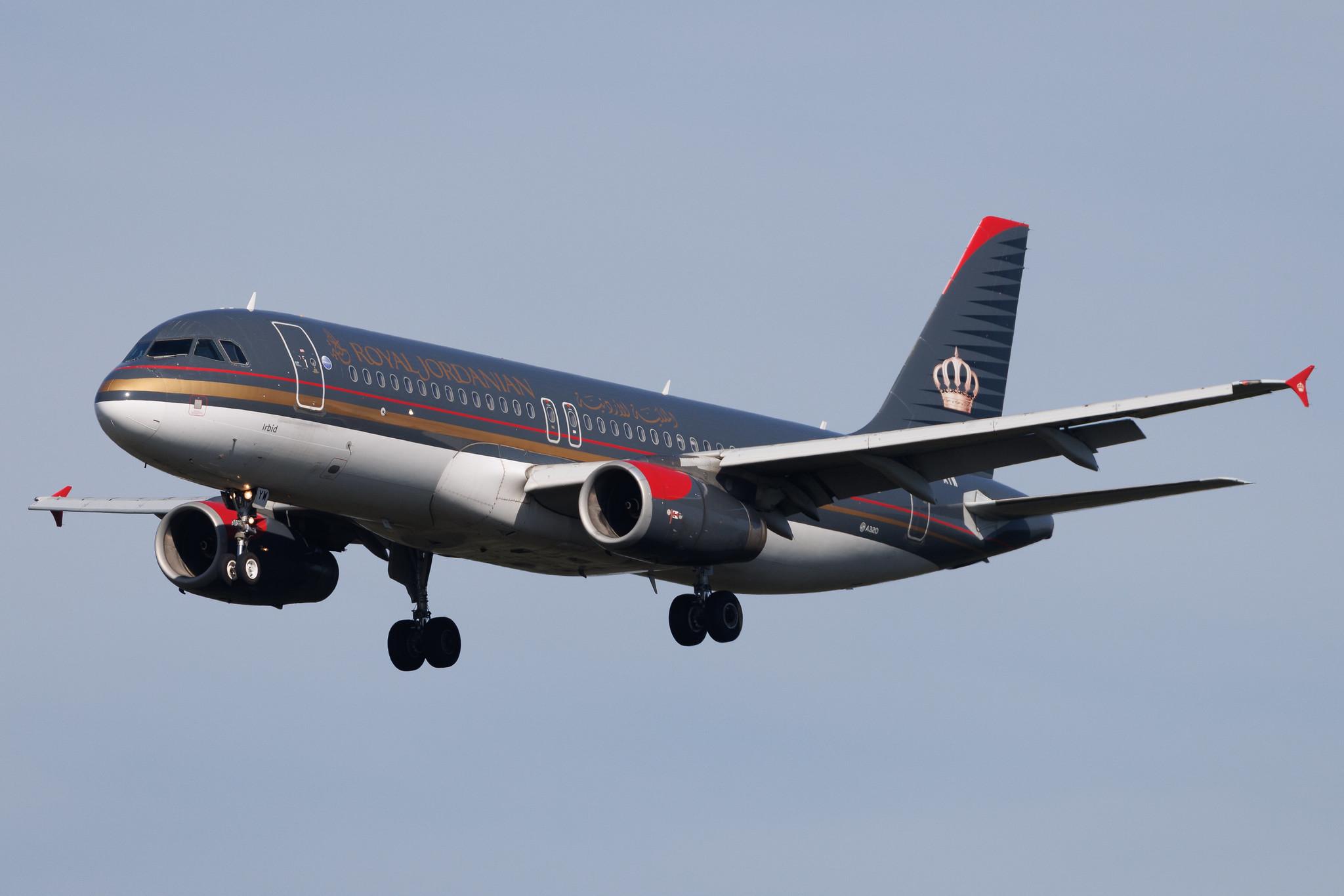Frankfurt Airport: Royal Jordanian (RJ / RJA) | Airbus A320-232 A320 | JY-AYW | MSN 5367