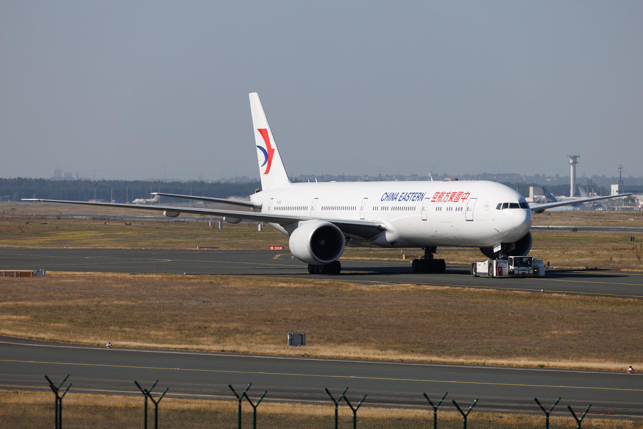 Frankfurt Airport: China Eastern Airlines (MU / CES) | Boeing 777-39P(ER) B77W | B-2021 | MSN 43273