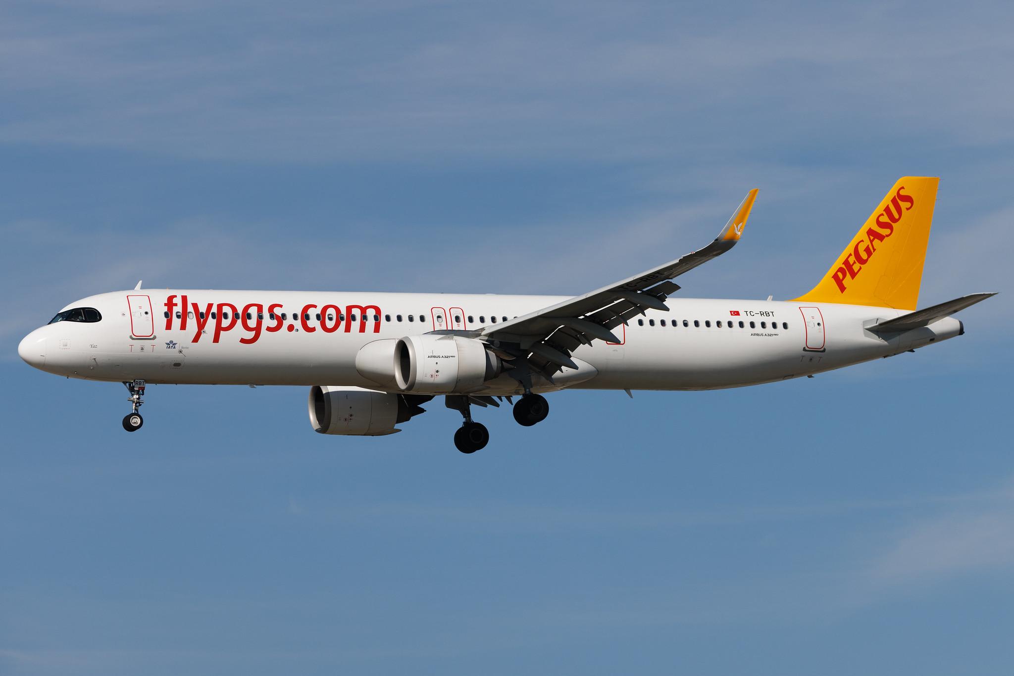 Frankfurt Airport: Pegasus (PC / PGT) | Operator: Pegasus Airlines | Airbus A321-251NX A21N | TC-RBT | MSN 10924