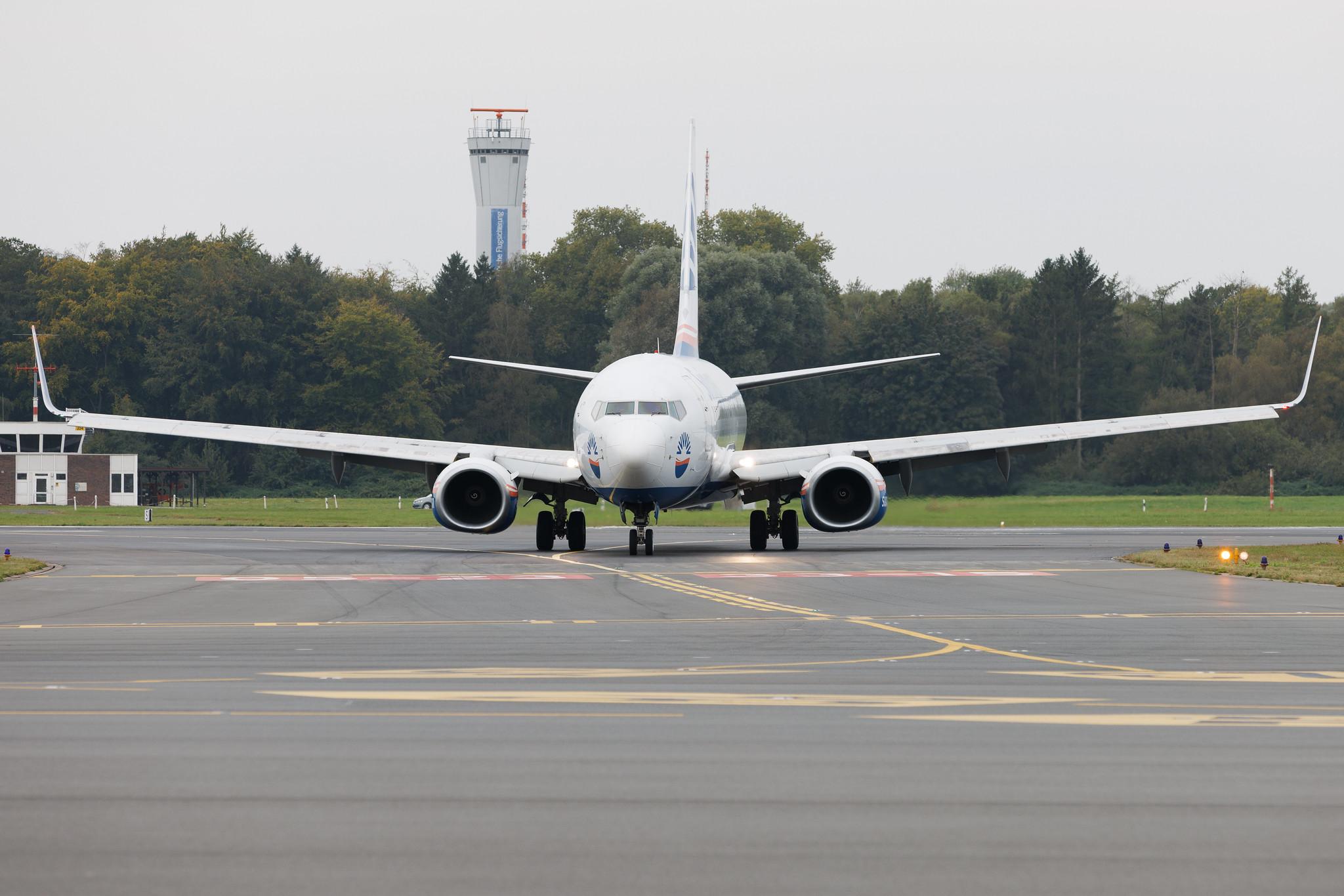 Hamburg Airport: SunExpress (XQ / SXS) | Boeing 737-8AS B738 | TC-SOO | MSN 33558
