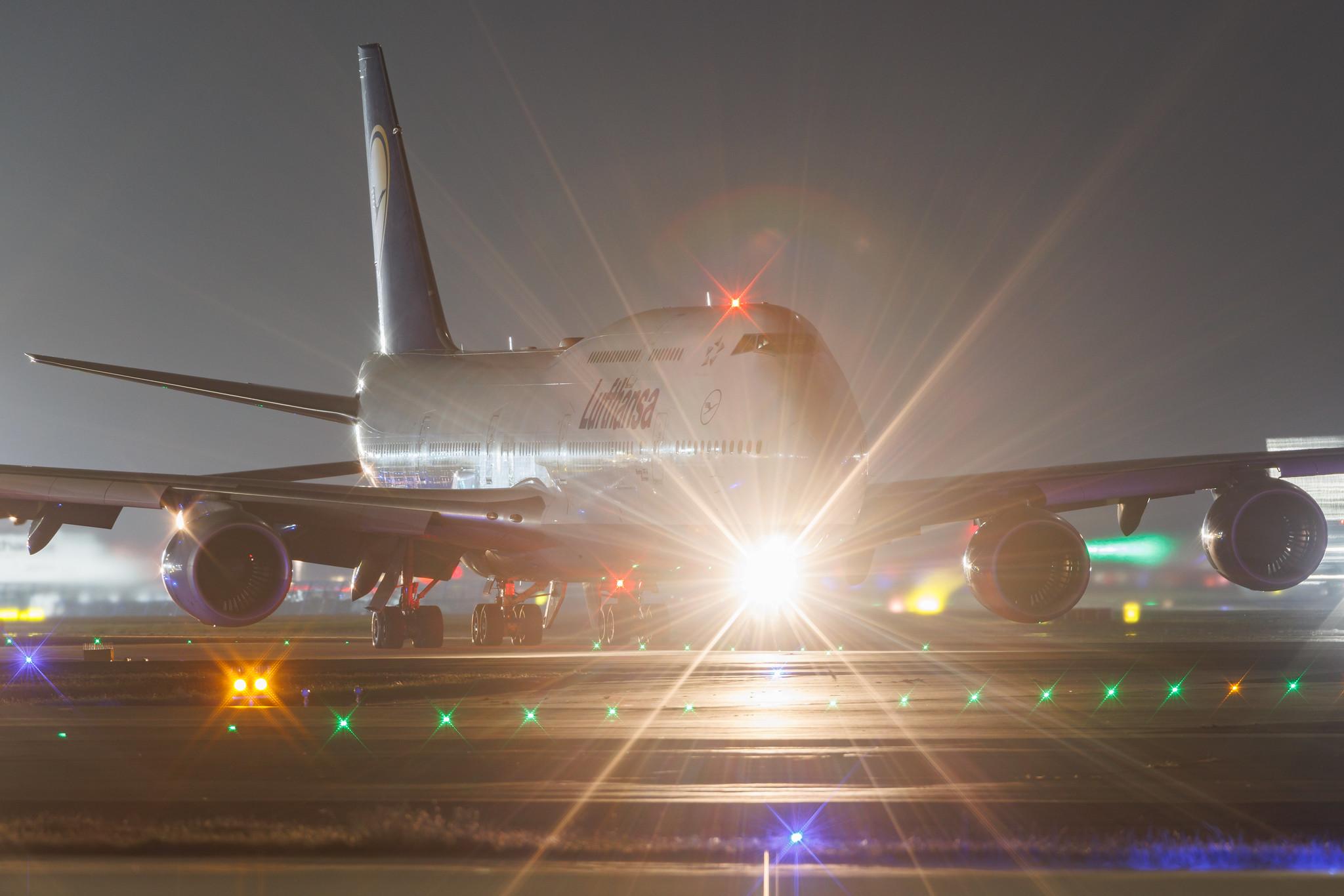Frankfurt Airport: Lufthansa (LH / DLH) | Boeing 747-830 B748 | D-ABYR | MSN 37842