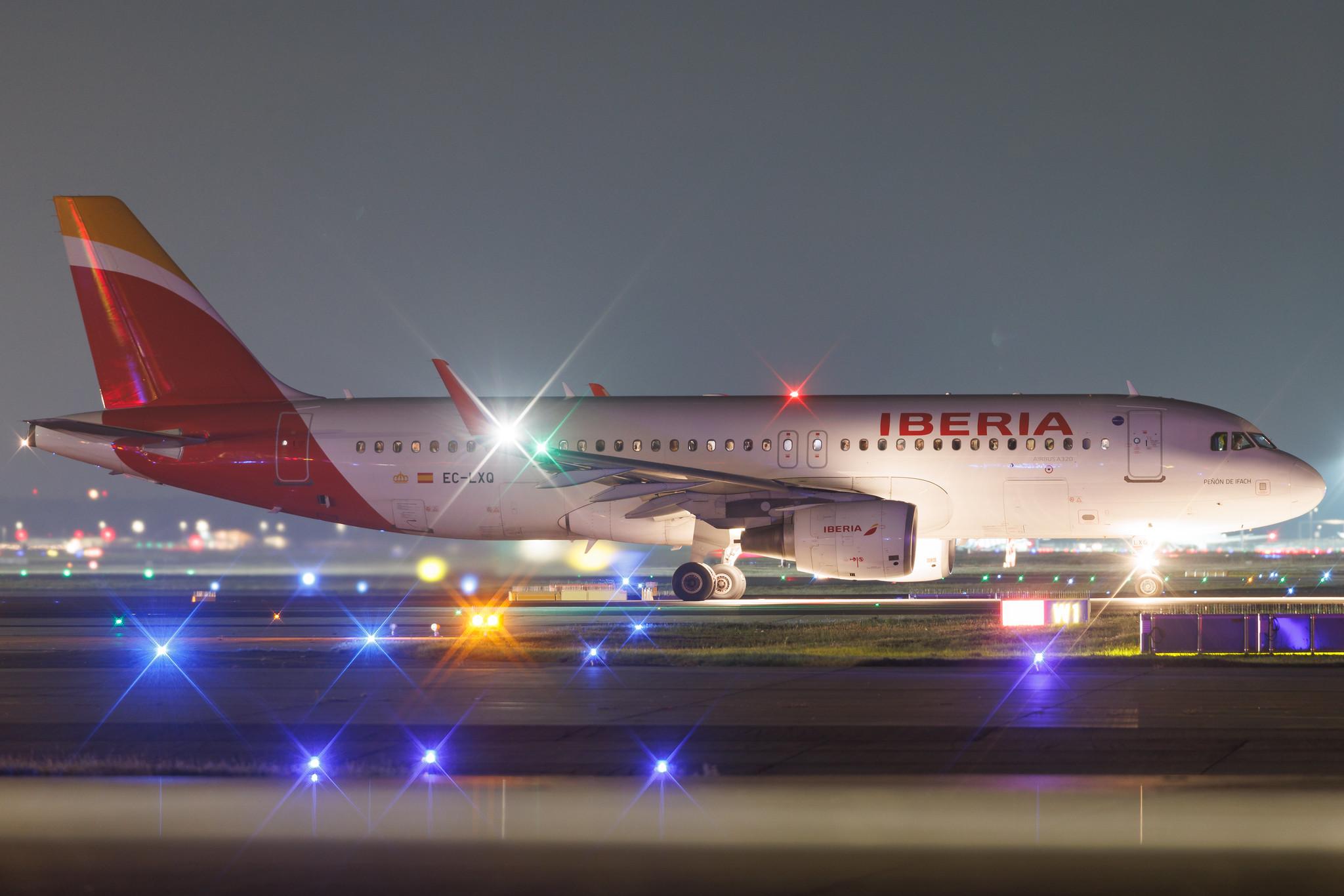 Frankfurt Airport: Iberia (IB / IBE) | Airbus A320-216 A320 | EC-LXQ | MSN 5692
