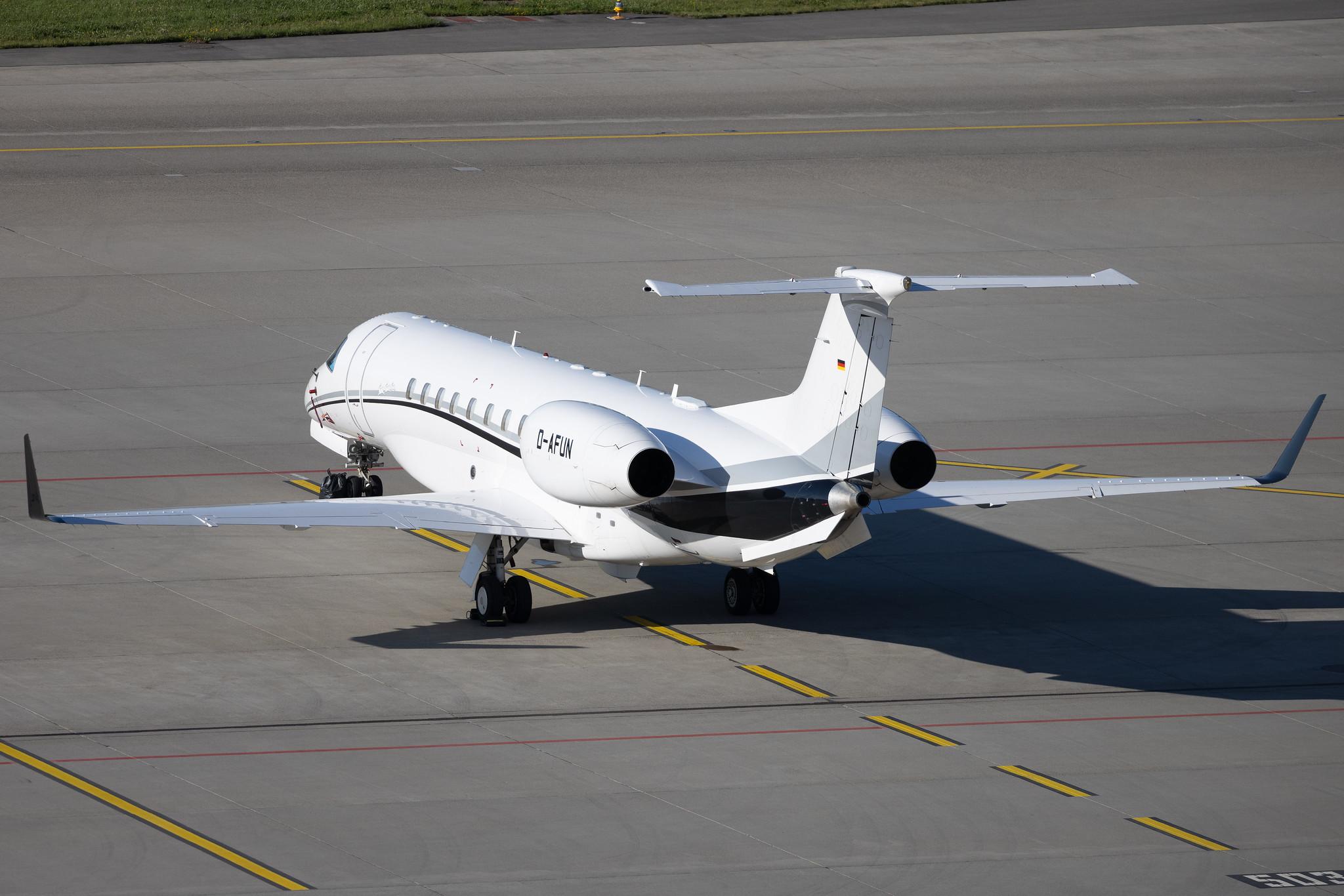 Flughafen Zürich: Air Hamburg (/ AHO) | Embraer Legacy 650 E35L | D-AFUN | MSN 14501168