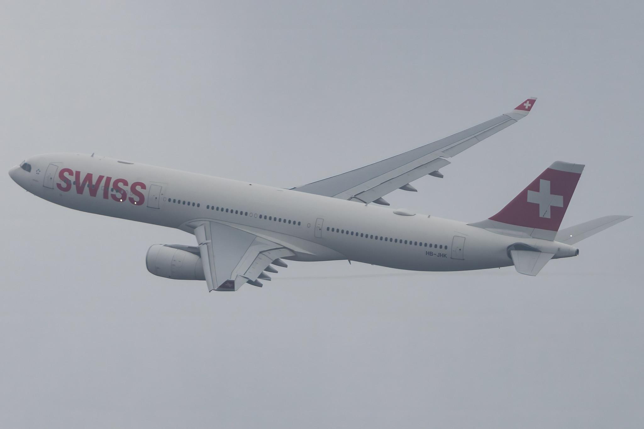 Flughafen Zürich: Swiss (LX / SWR) | Airbus A330-343 A333 | HB-JHK | MSN 1276