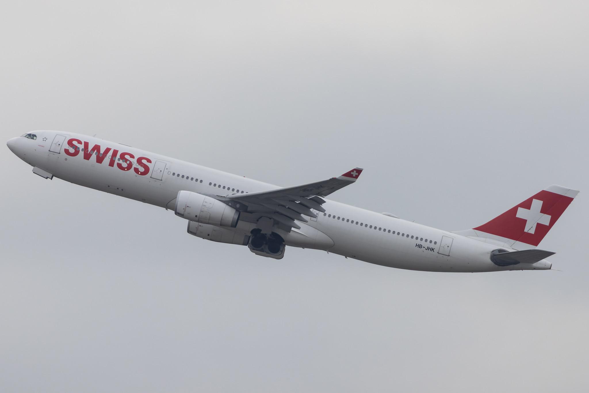 Flughafen Zürich: Swiss (LX / SWR) | Airbus A330-343 A333 | HB-JHK | MSN 1276