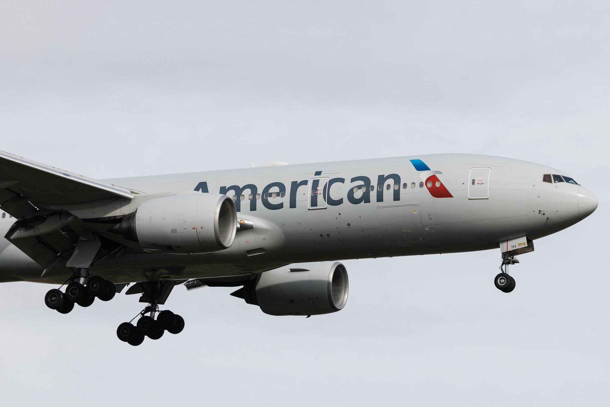 London Heathrow: American Airlines (AA / AAL) | Boeing 777-223(ER) B772 | N790AN | MSN 30251