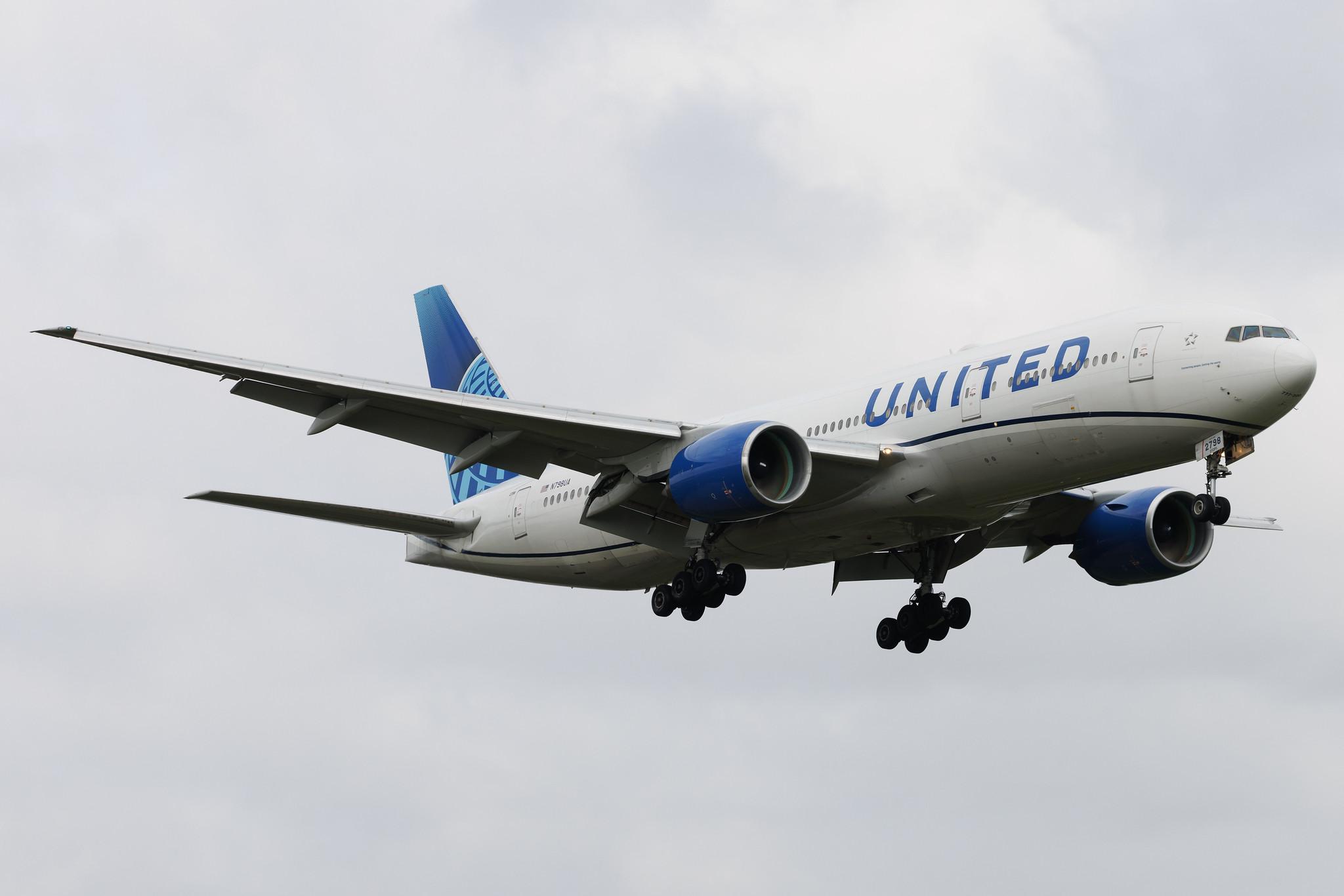 London Heathrow: United Airlines (UA / UAL) | Boeing 777-222(ER) B772 | N798UA | MSN 26928