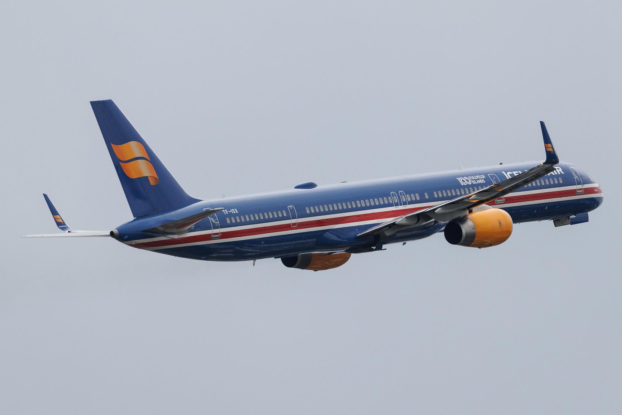 London Heathrow: Icelandair (FI / ICE) | Livery: 100 Years Icelandic Independence Livery | Boeing 757-3E7 B753 | TF-ISX | MSN 30179