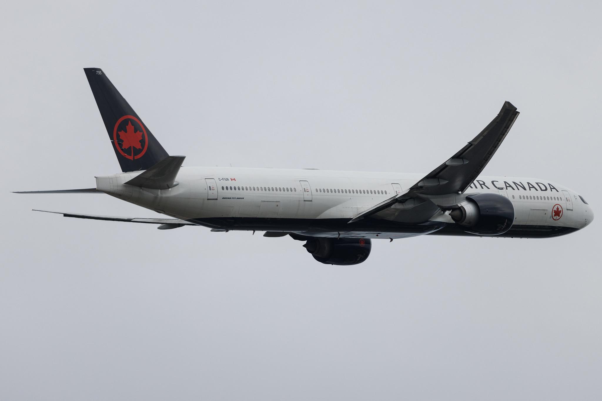London Heathrow: Air Canada (AC / ACA) | Boeing 777-333(ER) B77W | C-FIUR | MSN 35242