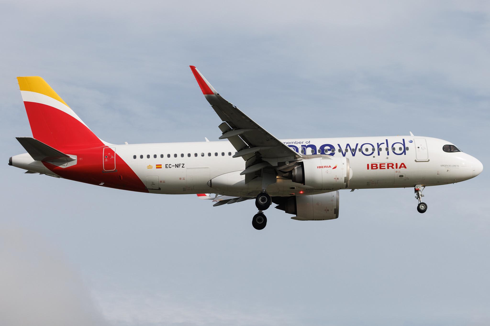 London Heathrow: Iberia (IB / IBE) | Livery: Oneworld Livery | Airbus A320-251N A20N | EC-NFZ | MSN 10002