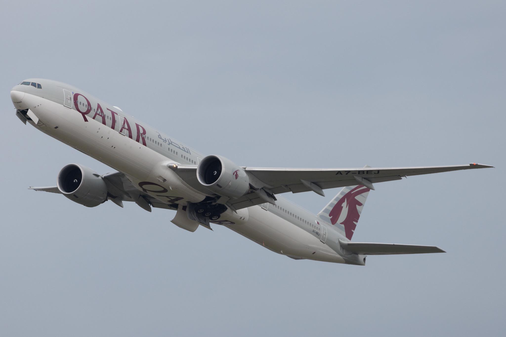 London Heathrow: Qatar Airways (QR / QTR) | Boeing 777-3DZ(ER) B77W | A7-BEJ | MSN 60336