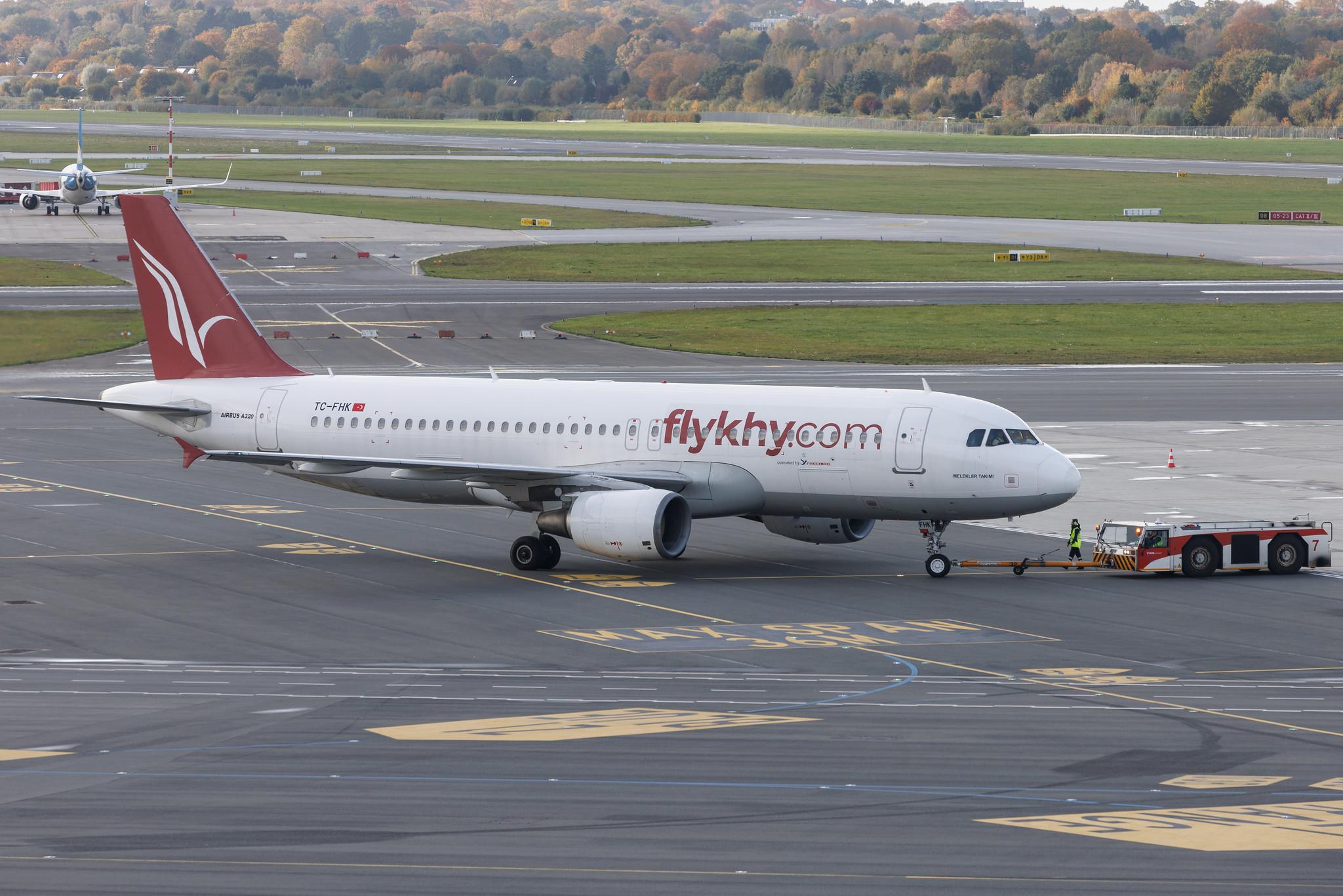 Hamburg Airport: Fly Kibris  | Operator: Freebird Airlines | Airbus A320-214 A320 | TC-FHK | MSN 04102