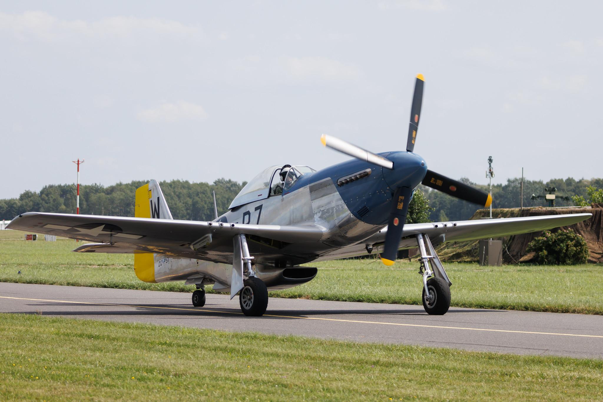 AIR SHOW Radom: Private owner | North American P-51D Mustang P51 | OO-PSI | MSN 124-48248