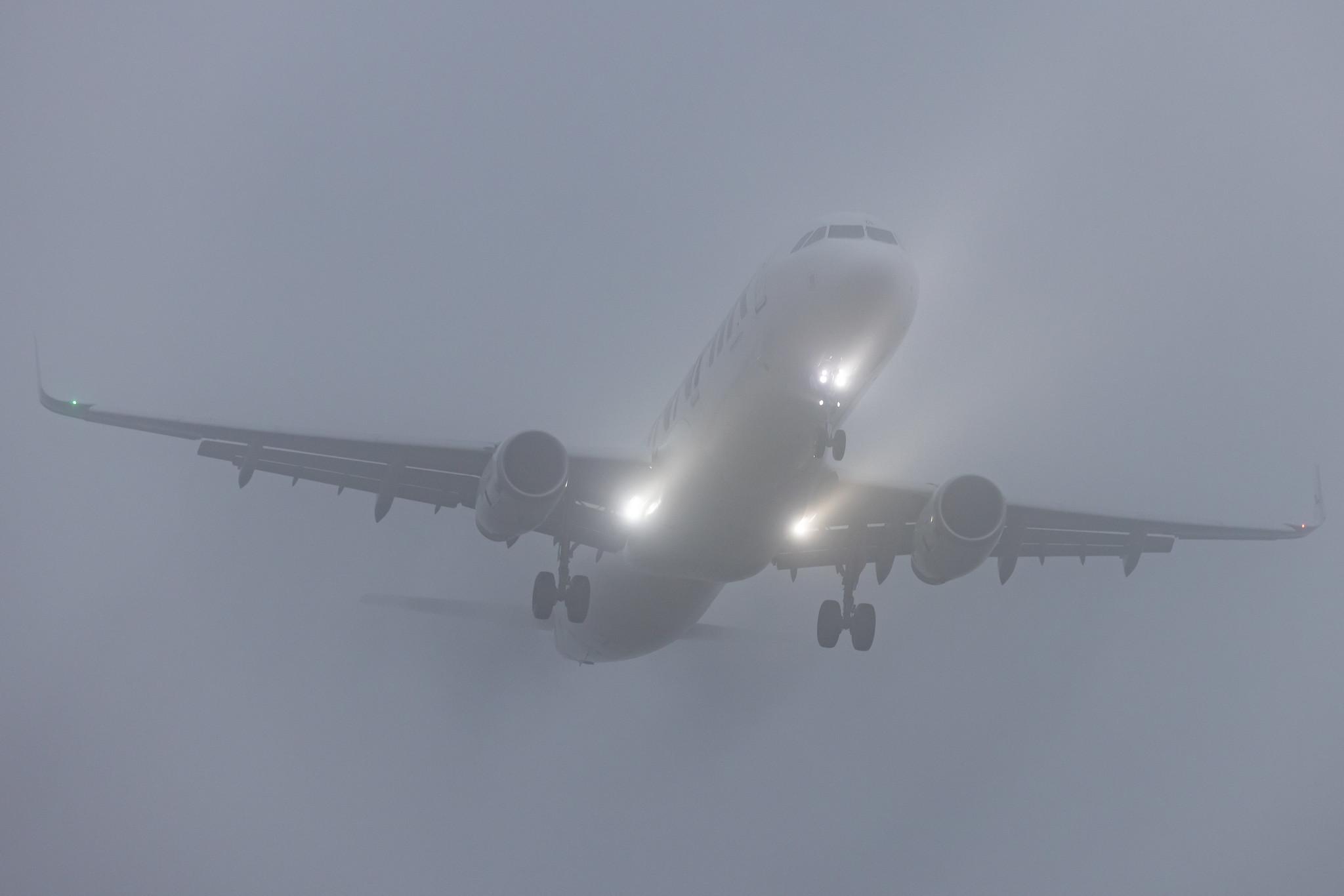 Amsterdam Schiphol: Finnair (AY / FIN) | Airbus A321-231 A321 | OH-LZU | MSN 8401