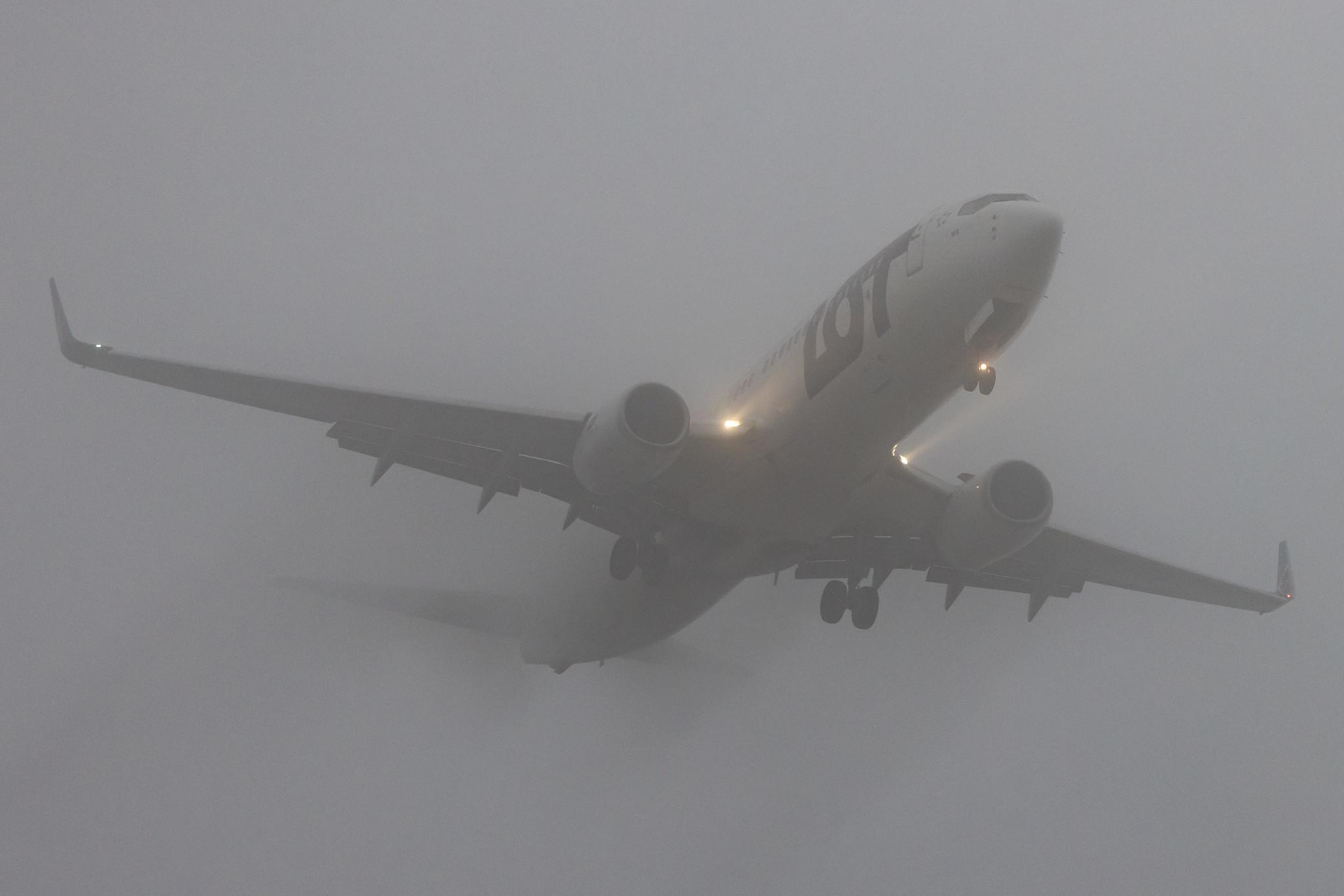 Amsterdam Schiphol: LOT (LO / LOT) | Boeing 737-89P B738 | SP-LWB | MSN 32800