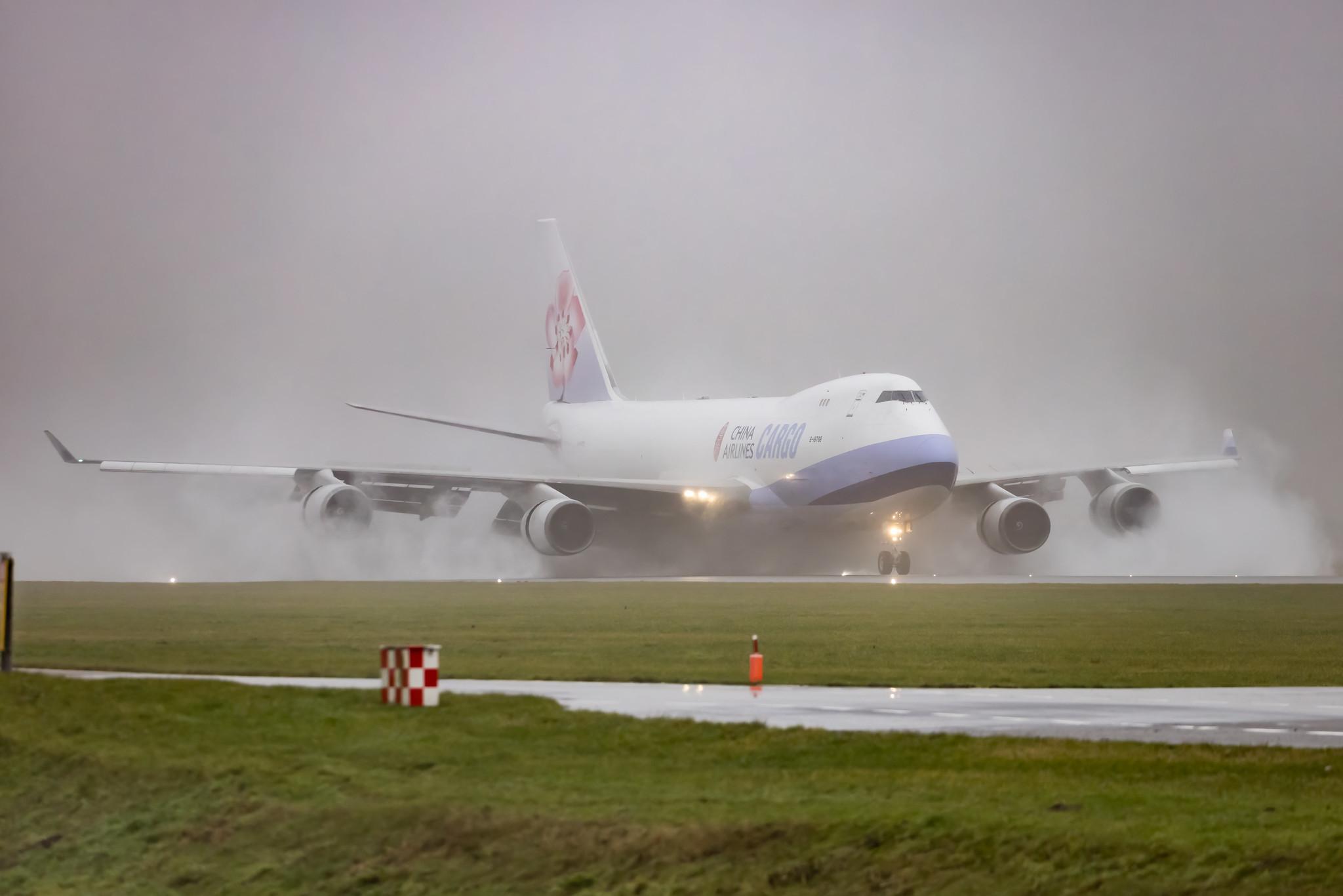 Amsterdam Schiphol: China Airlines Cargo (CI / CAL) | Operator: China Airlines |  Boeing 747-409(F) B744 | B-18708 | MSN 30765