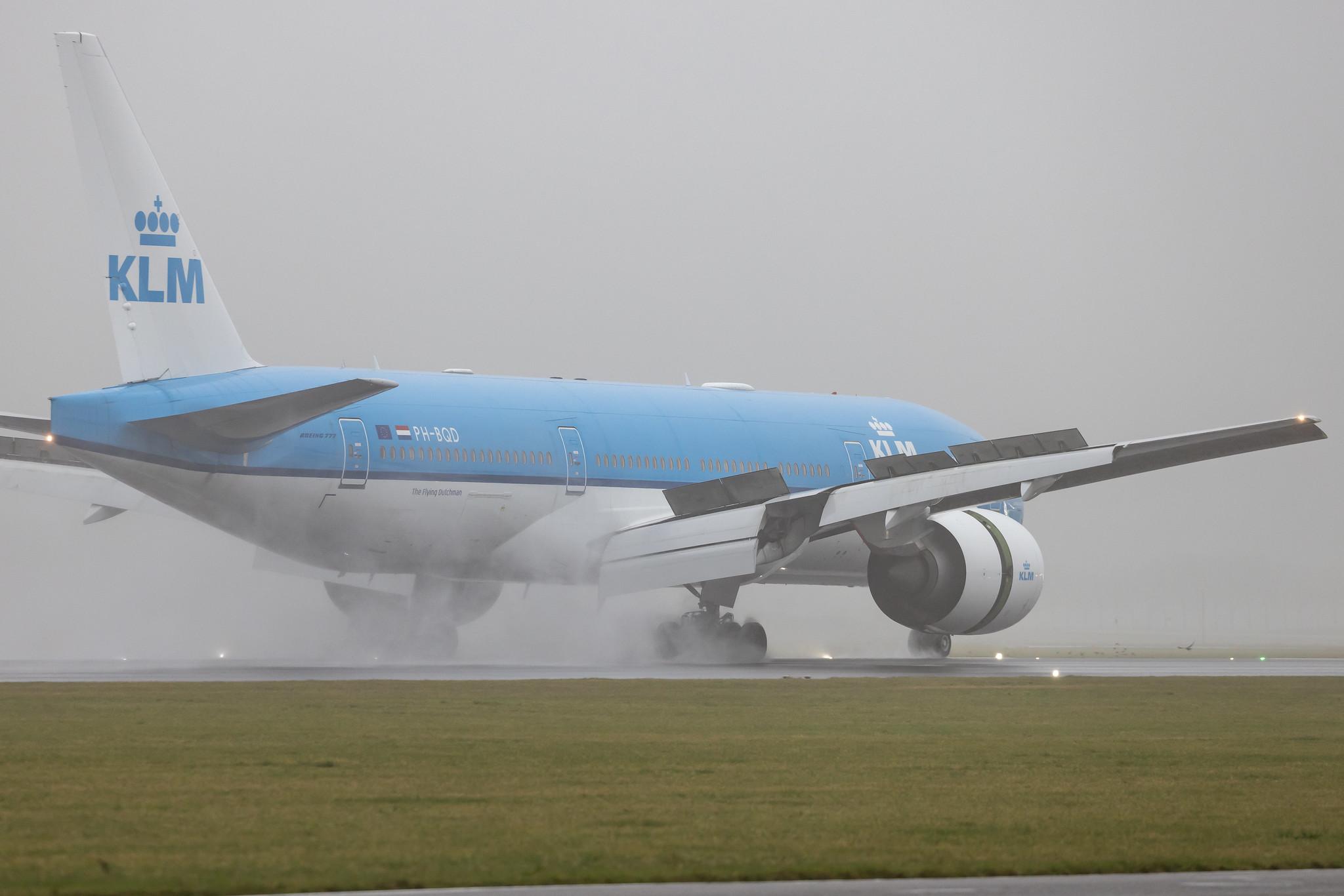 Amsterdam Schiphol: KLM (KL / KLM) | Boeing 777-206(ER) B772 | PH-BQD | MSN 33713