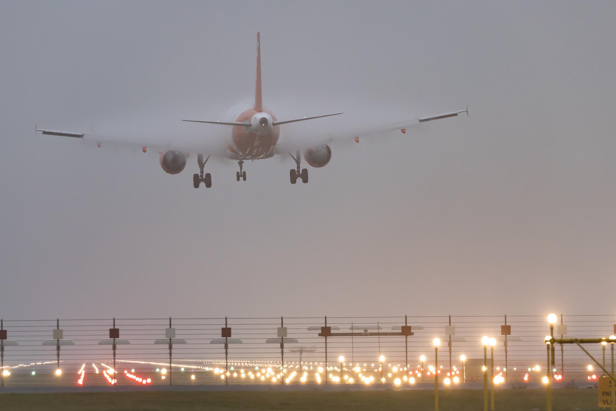 Amsterdam Schiphol: easyJet (U2 / EZY) | Operator: easyJet Europe | Airbus A319-111 A319 | OE-LQQ | MSN 3845